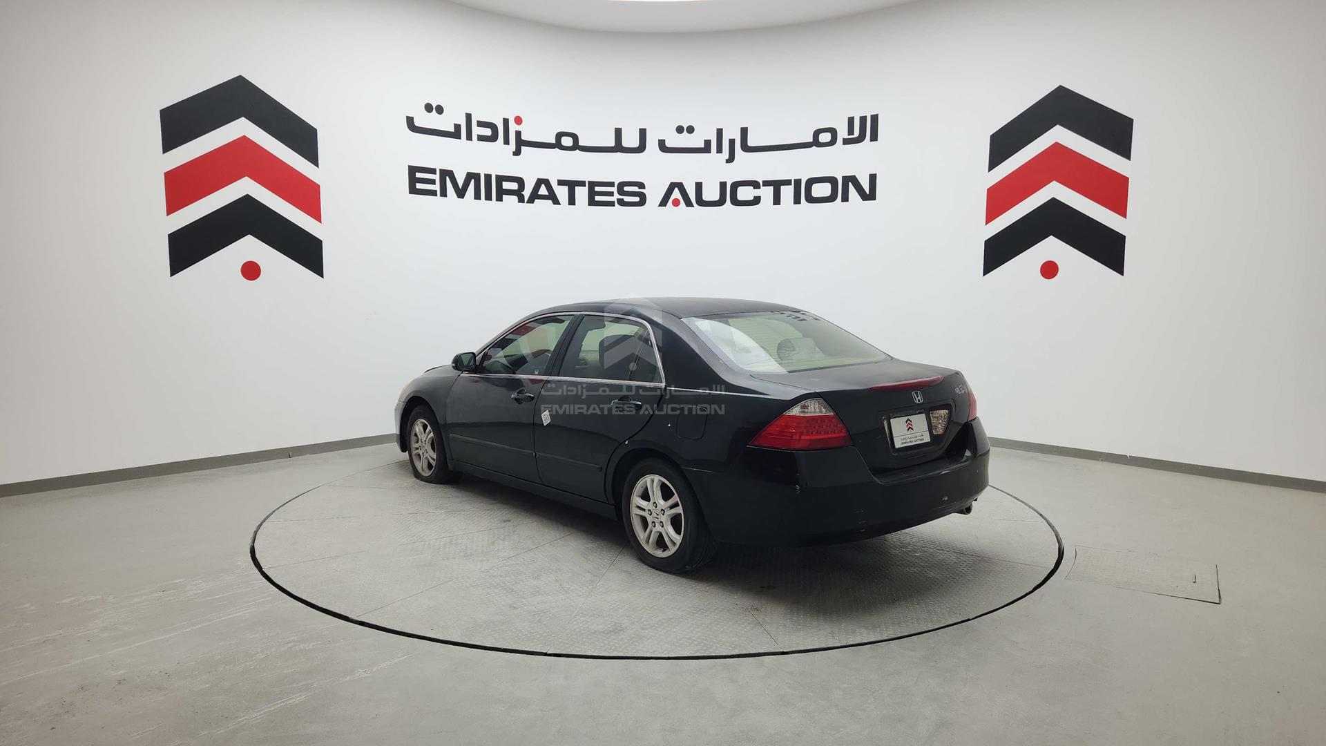 2006 HONDA ACCORD VIN: JHMCM567X6C404769