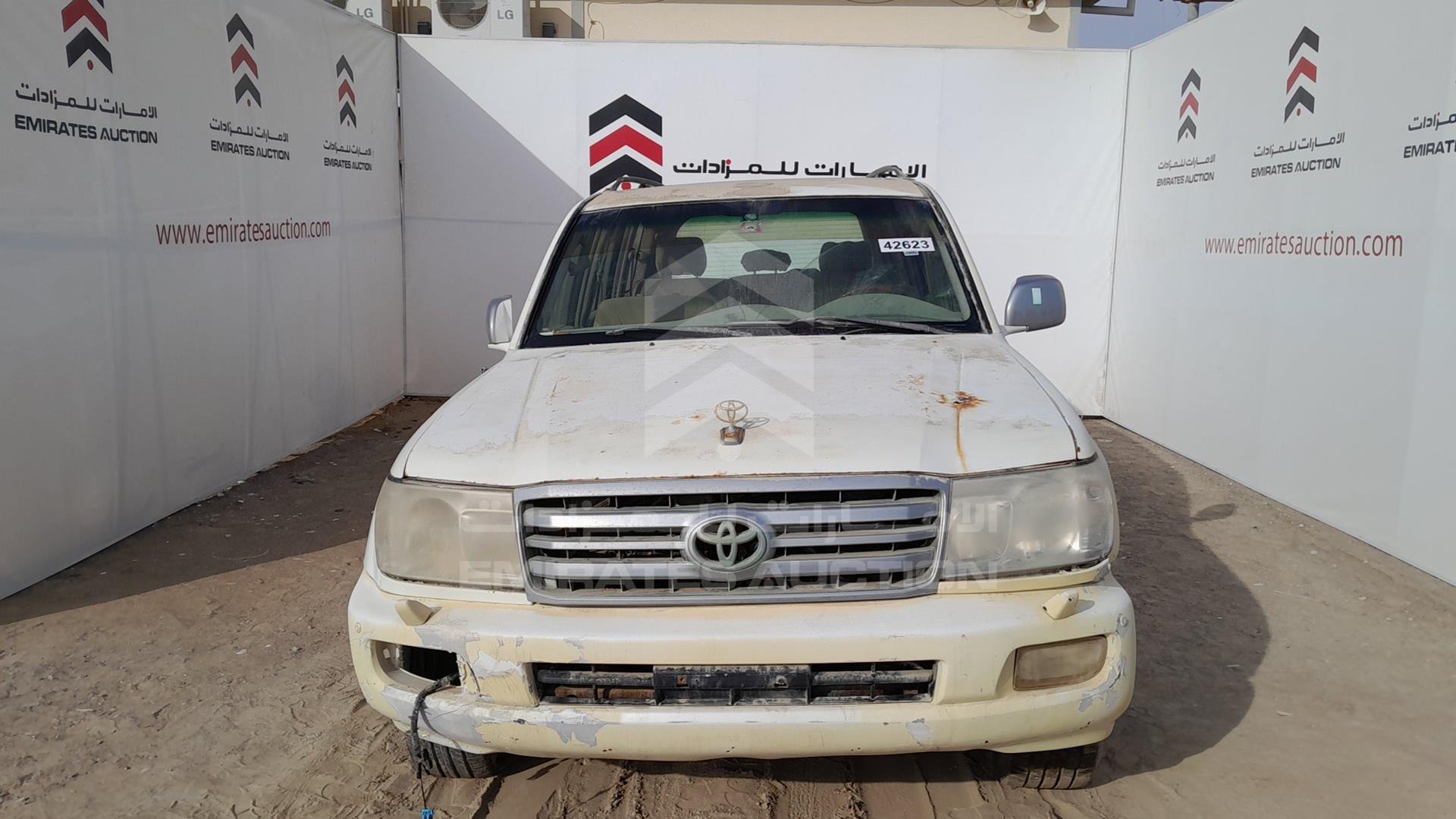 2006 TOYOTA LAND CRUISER VIN: JTEHJ09JX65132086