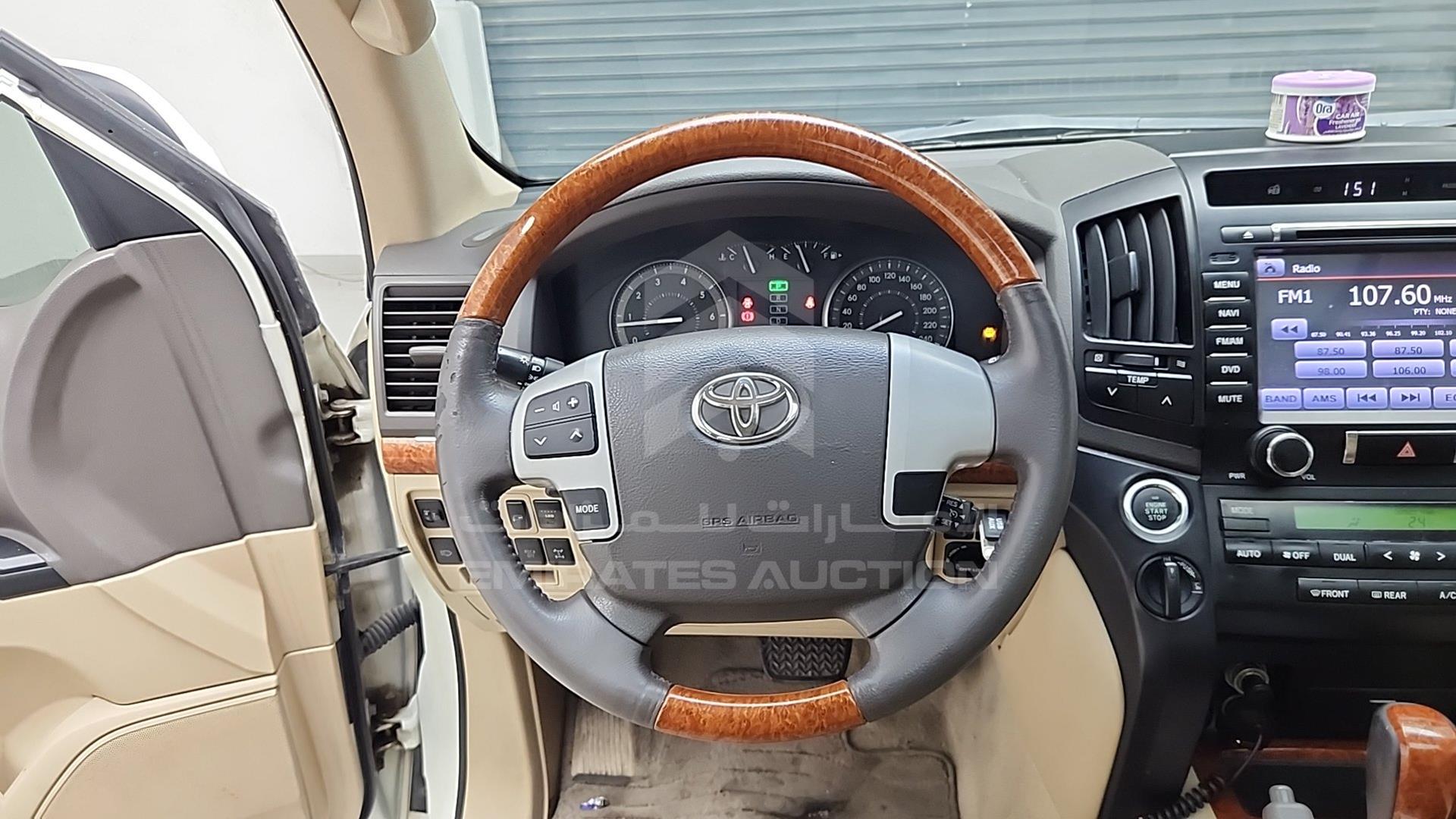 2014 TOYOTA LAND CRUISER VIN: JTMHX09J3E5044322
