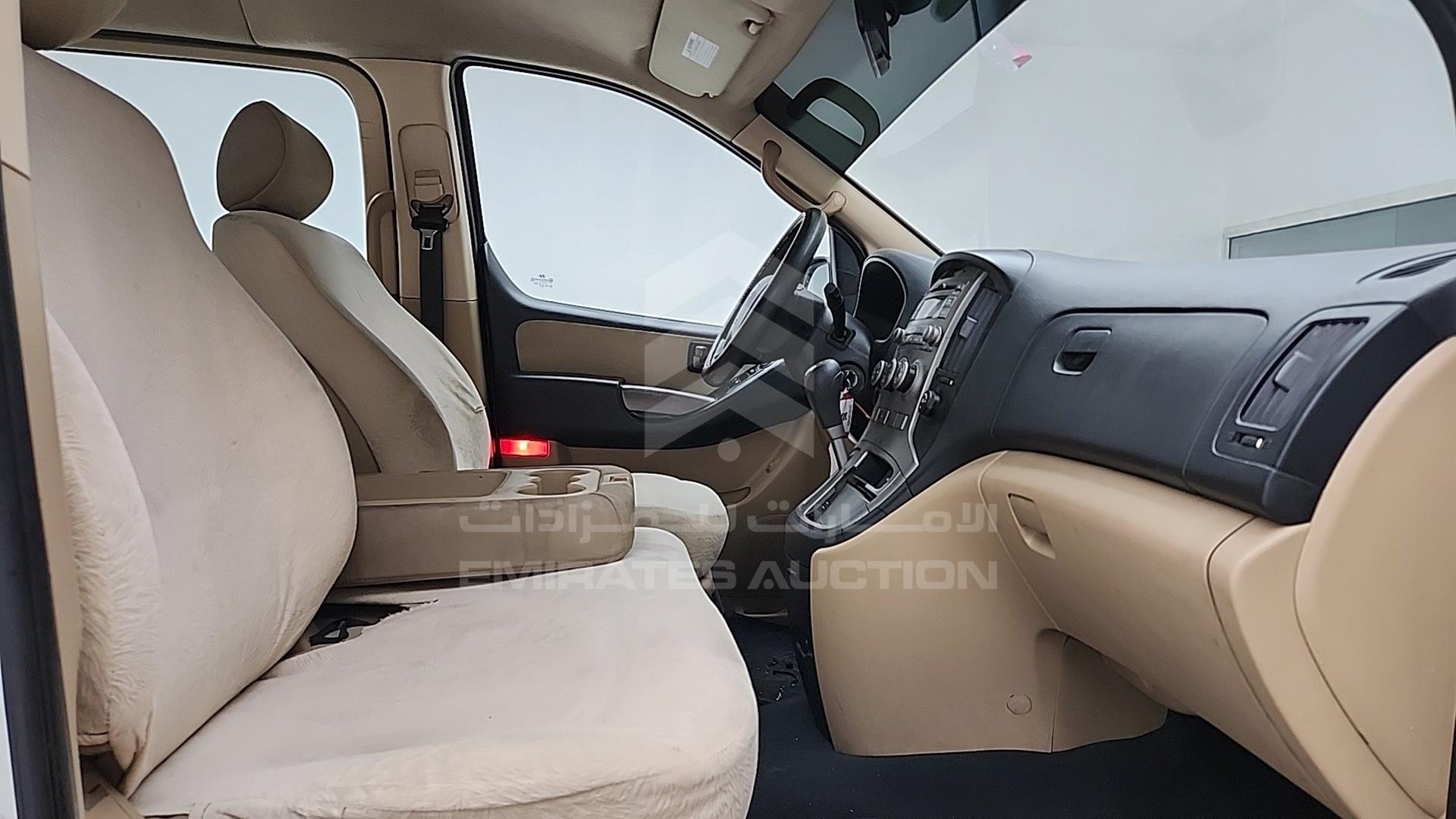 2009 HYUNDAI H1 VIN: KMHWH81R29U108765
