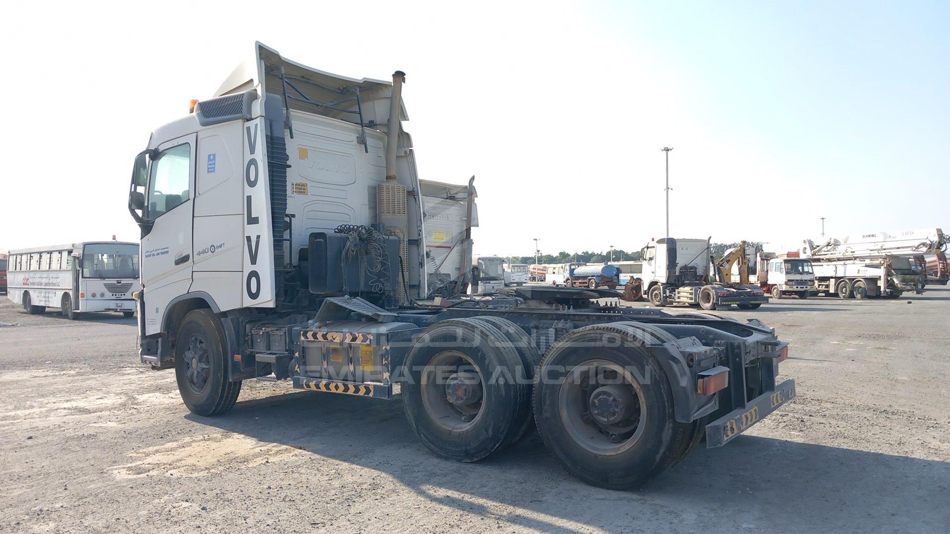 2014 VOLVO FH VIN: YV2RS02D8EA767491