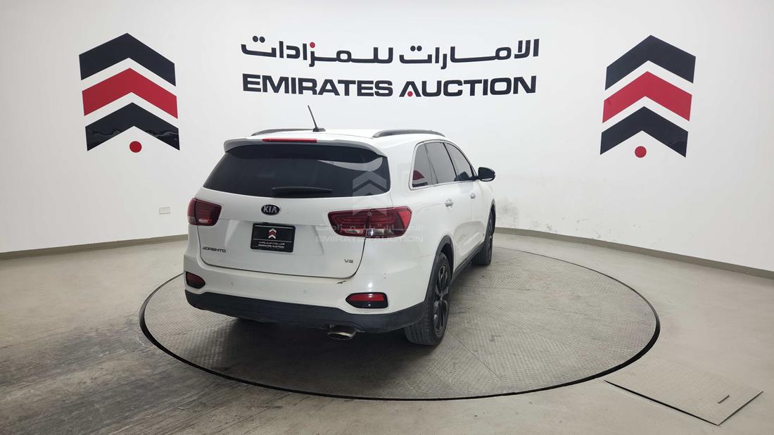 2019 Kia Sorento — Rear View — Photo 9