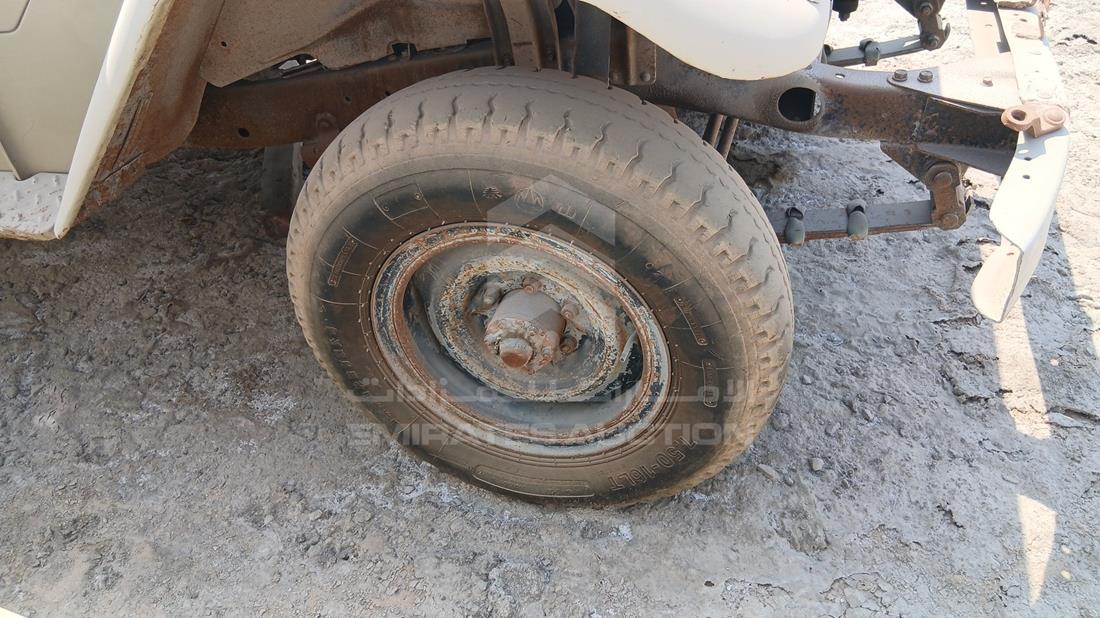 Toyota - Scrap without document — Front Right Tyre — Photo 28