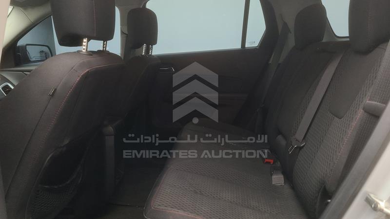 2GKAL8EKXF6303229 Auction: EmiratesAuction Lot: 412016 2GKAL8EKXF6303229 GMC Terrain 2015 SILVER Photo 30
