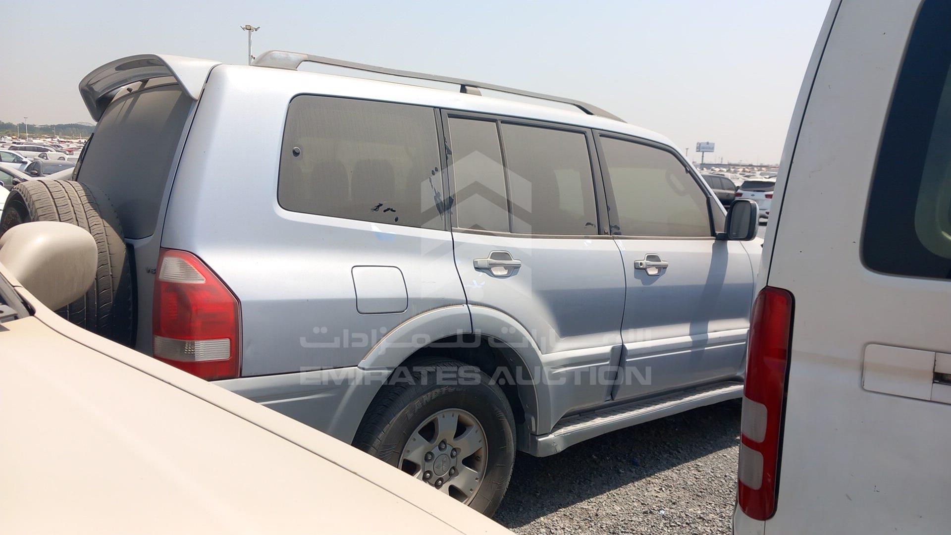 2006 MITSUBISHI PAJERO VIN: JMYLRV73W6J713137