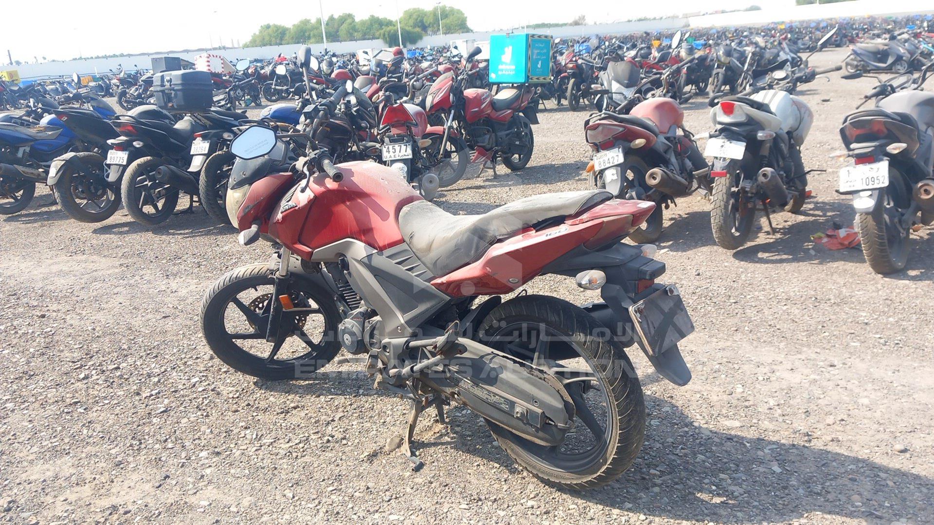 2016 HONDA UNICORN VIN: ME4KC2032G8000619