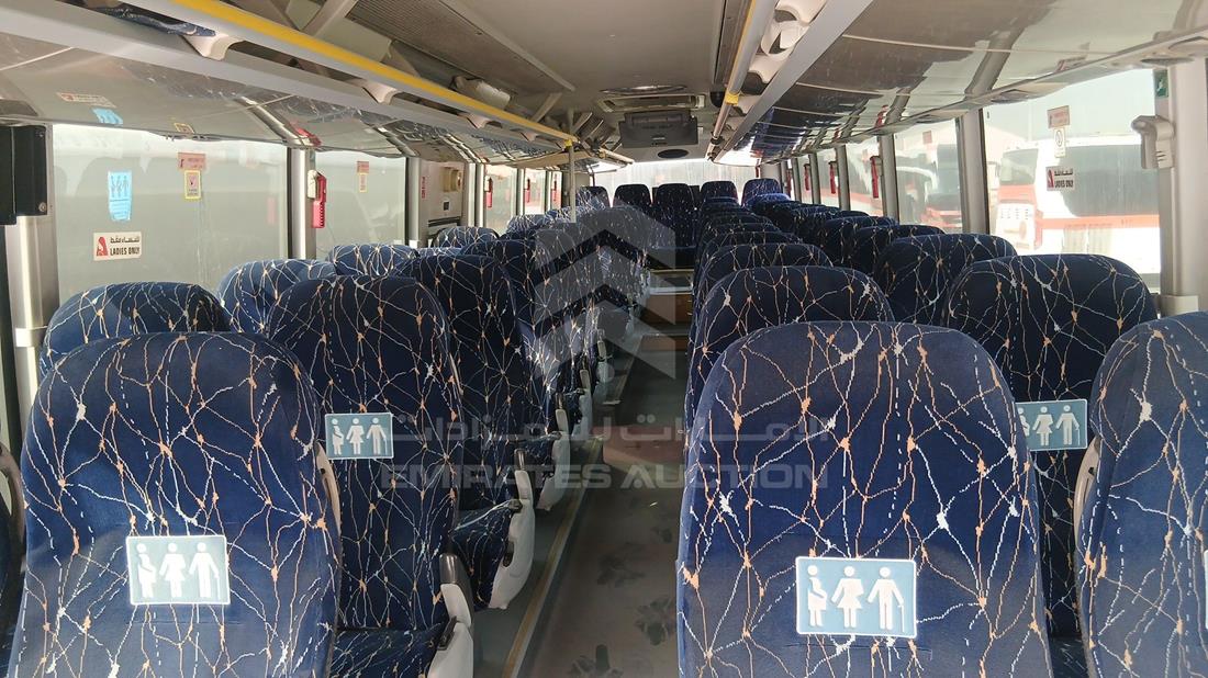 2019 King Long XMQ 6120 — Rear Left Passenger View — Photo 17