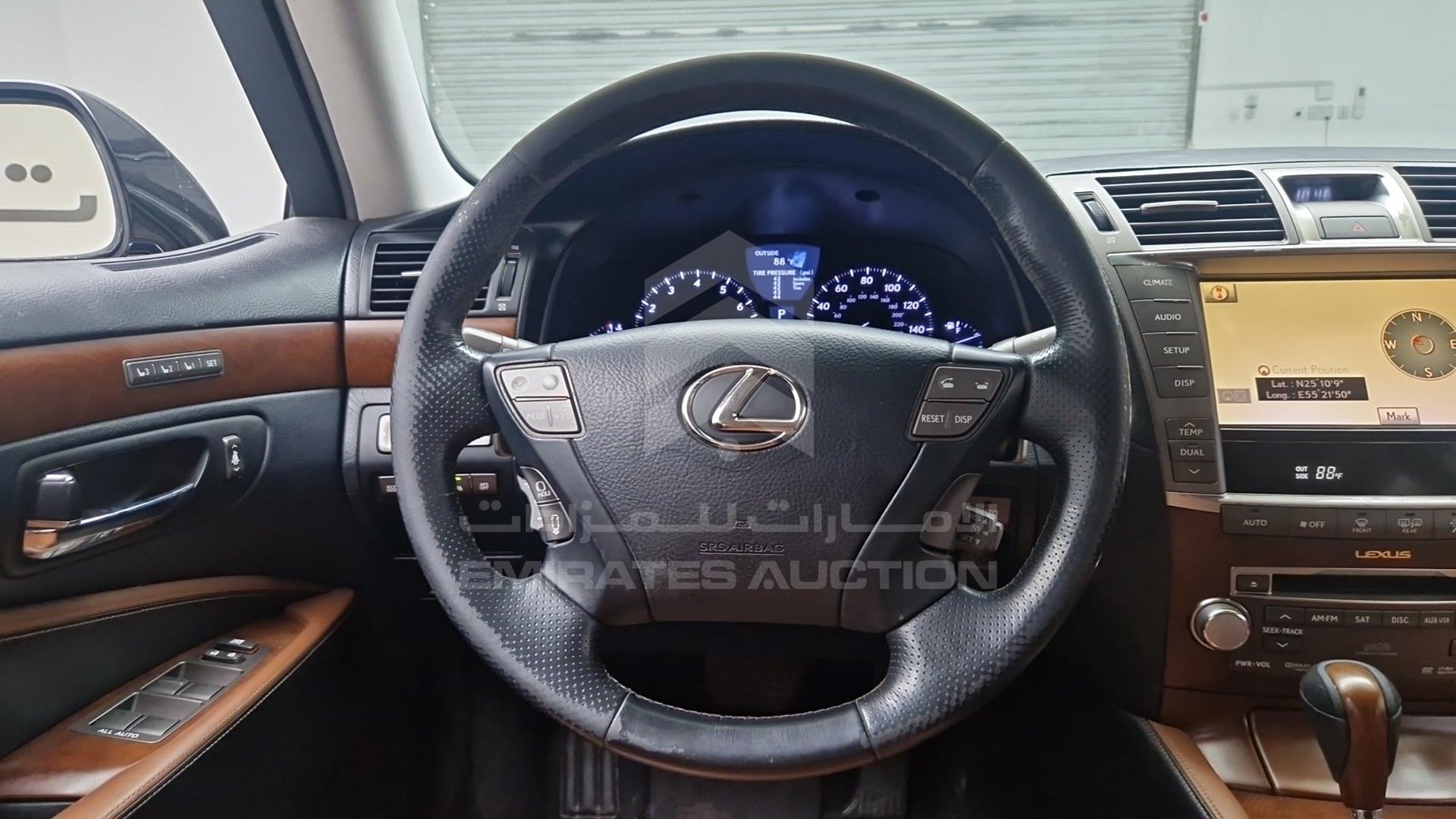 2011 LEXUS LS 460 VIN: JTHBL5EF9B5108146