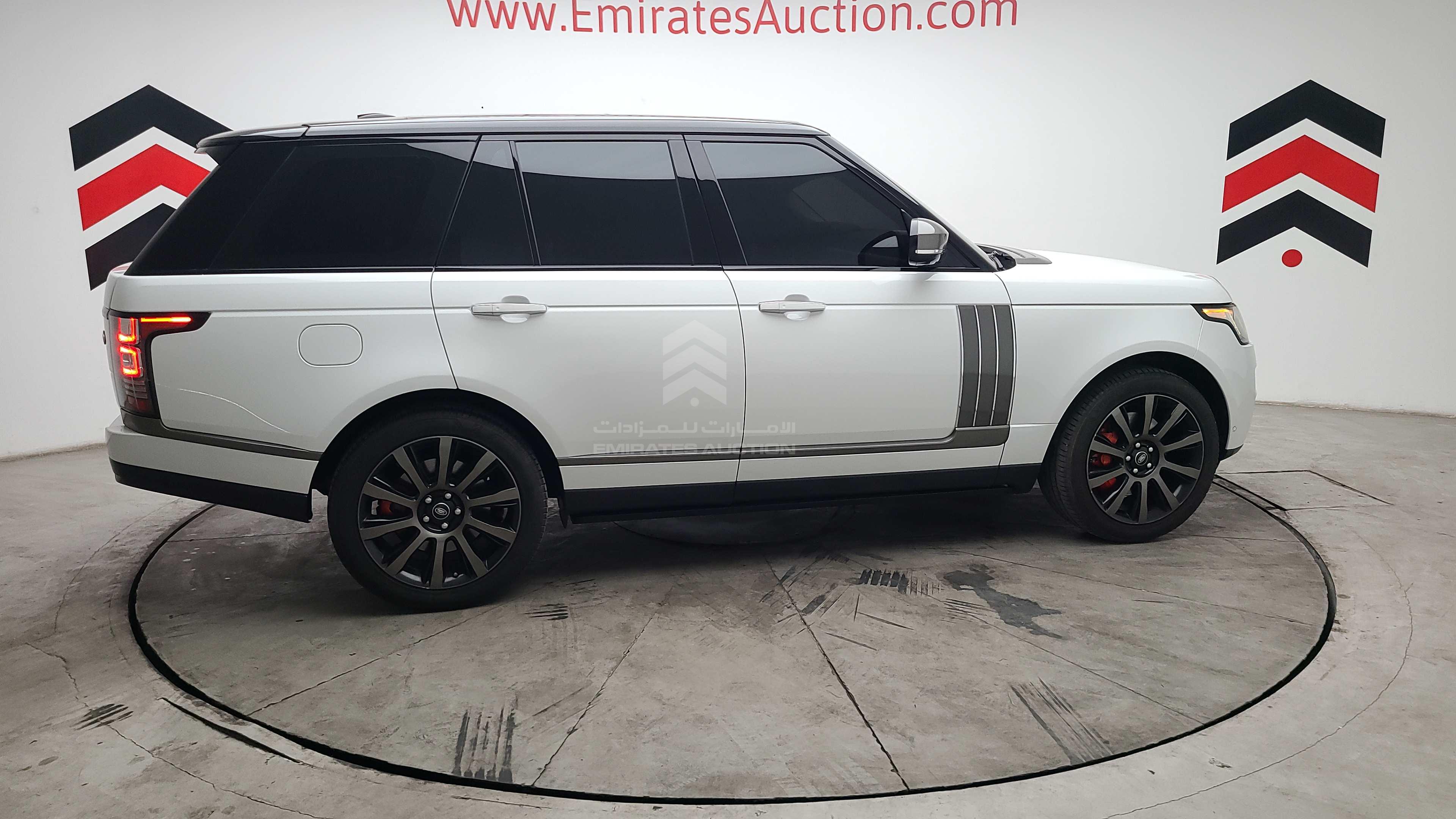 SALGA2EF1FA220893 - 2015 Range Rover Vogue - #461234
