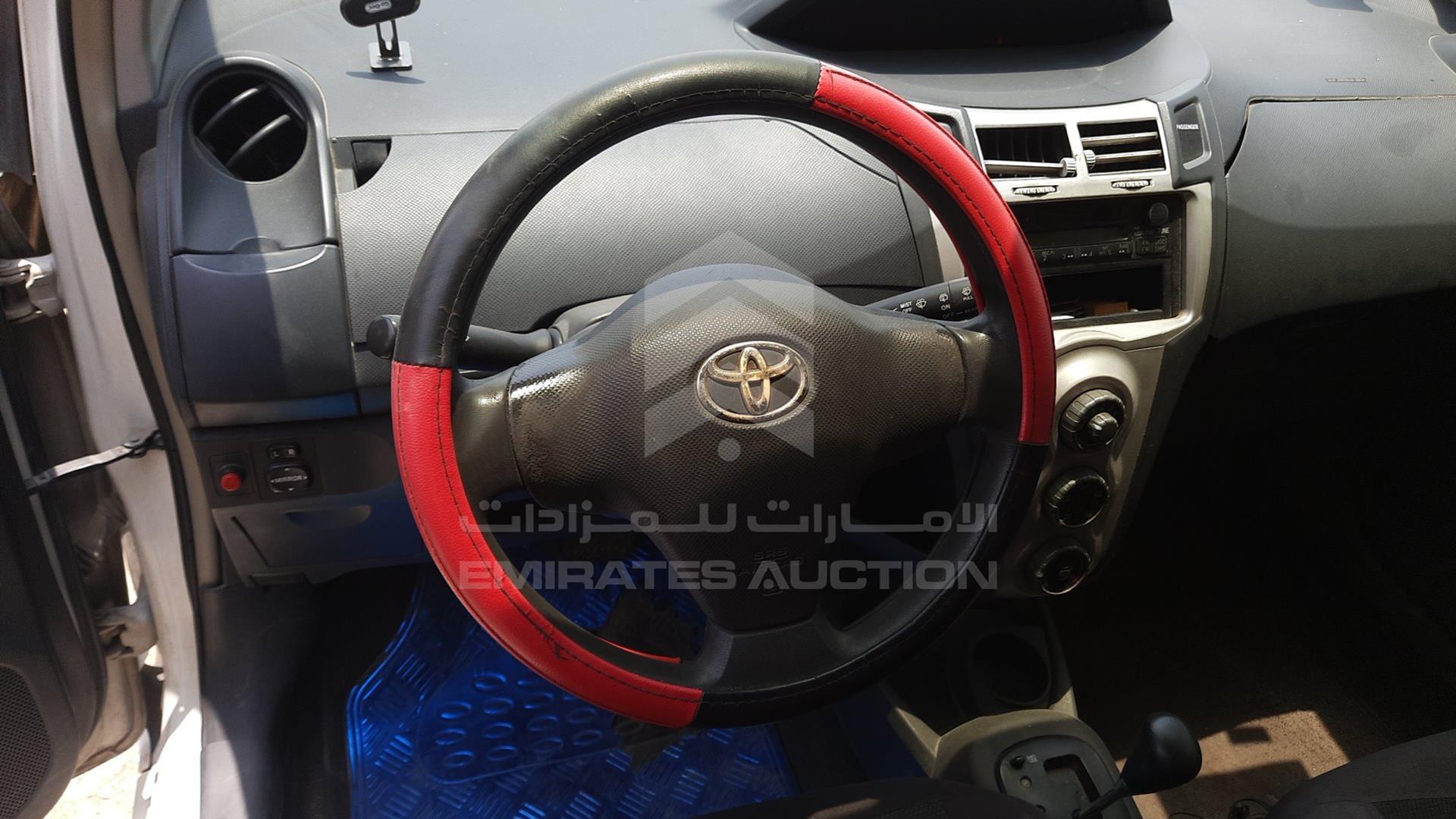 2006 TOYOTA YARIS VIN: JTDKW923265013105