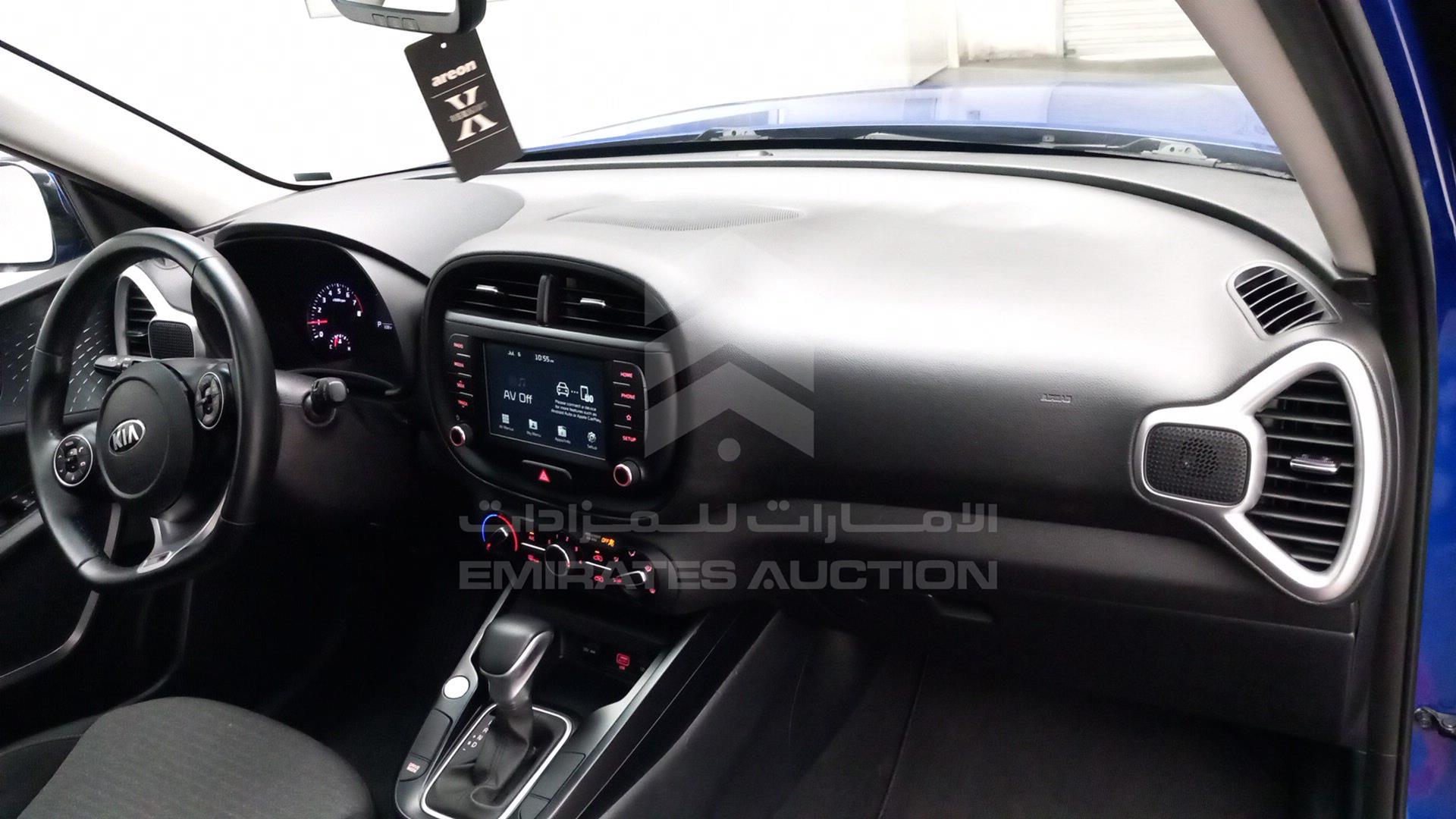 2020 KIA SOUL VIN: KNDJ63AU6L7110925
