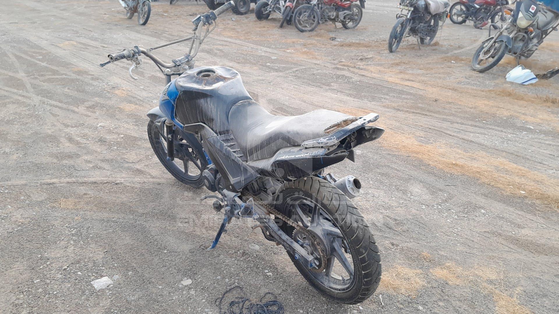 2017 HONDA UNICORN VIN: ME4KC2060H8002591