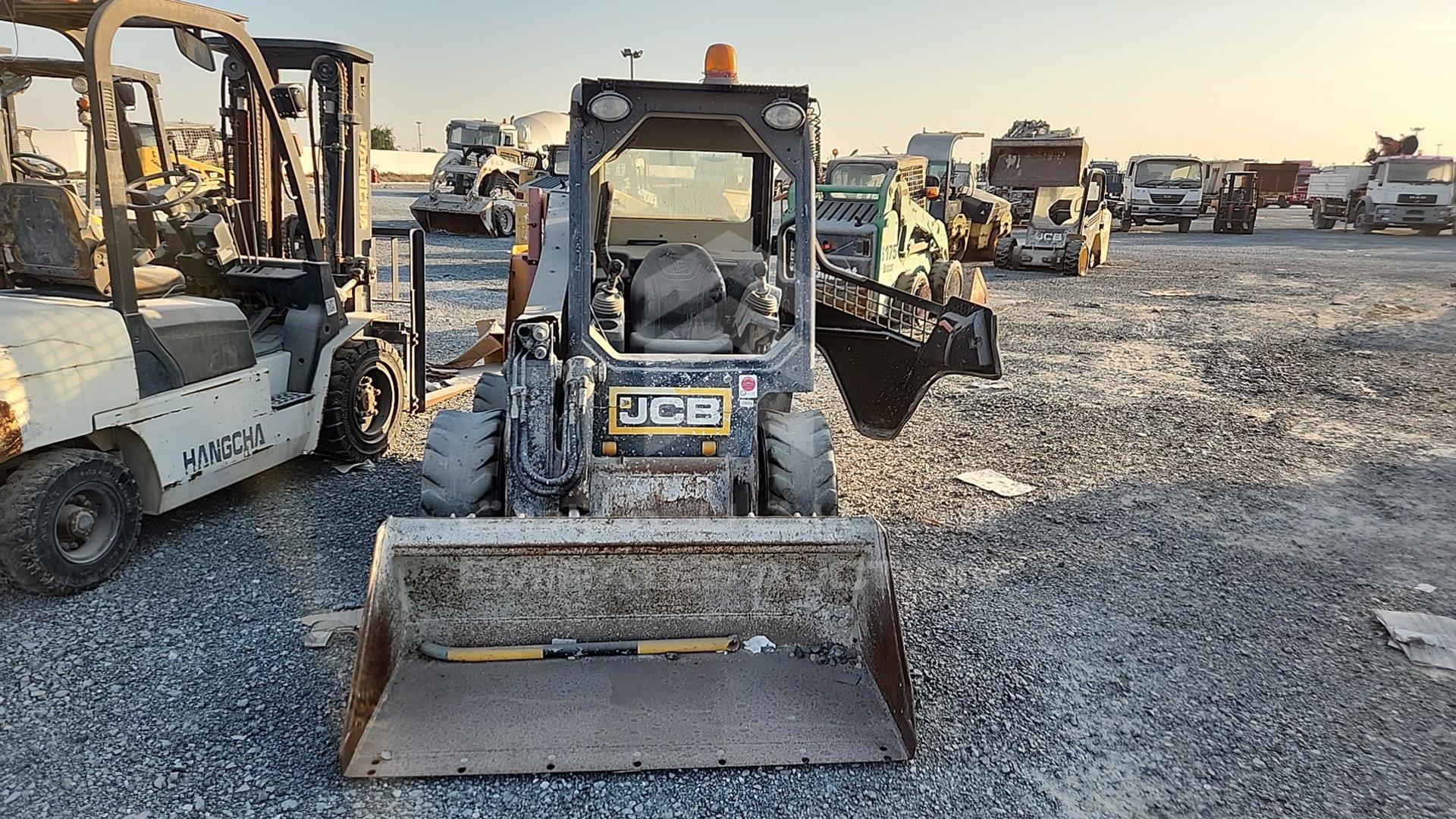 0 JCB 135HD VIN: HAR135WSP02431919