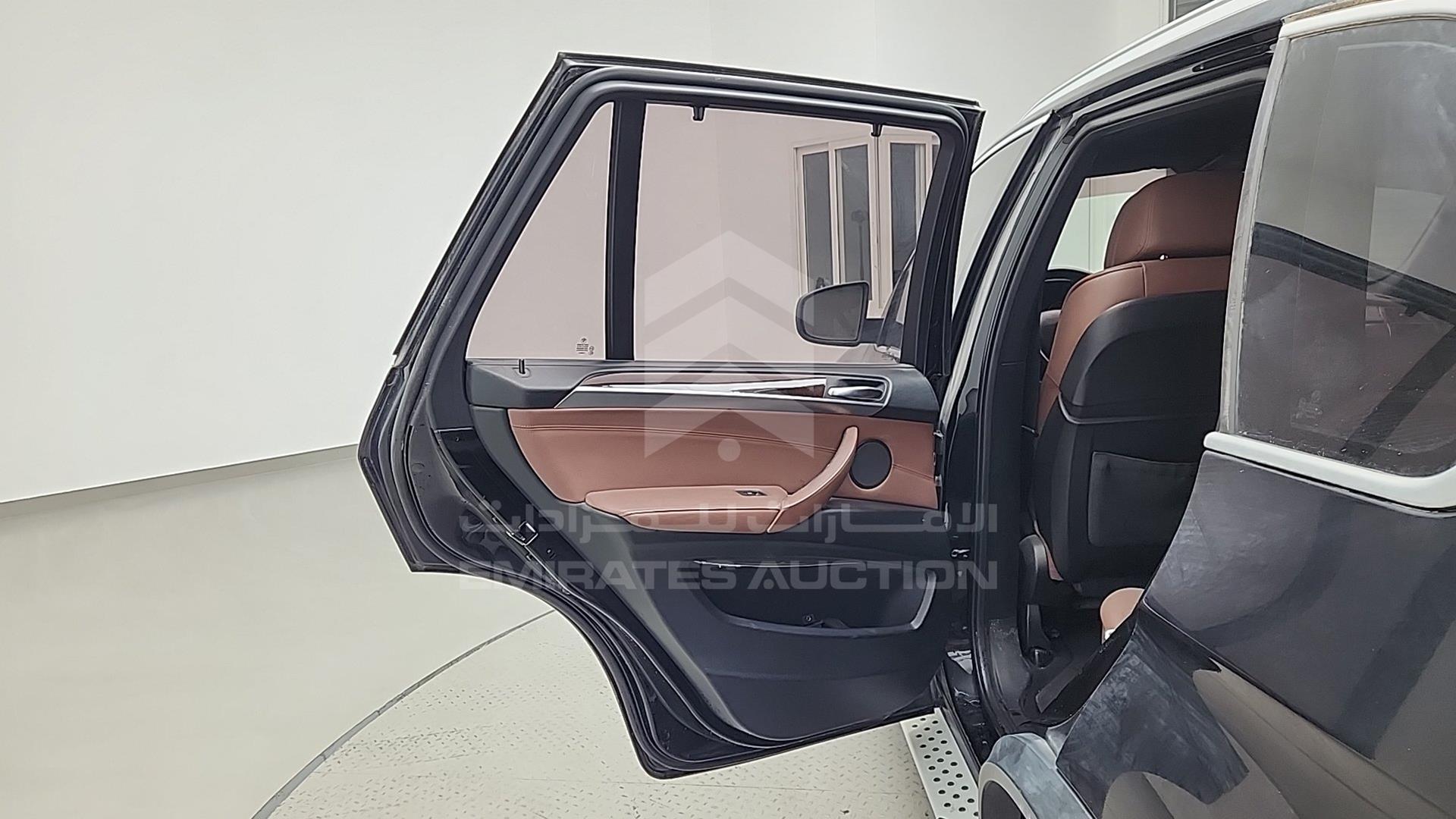 2013 BMW X5 VIN: WBAZV4107DL923737