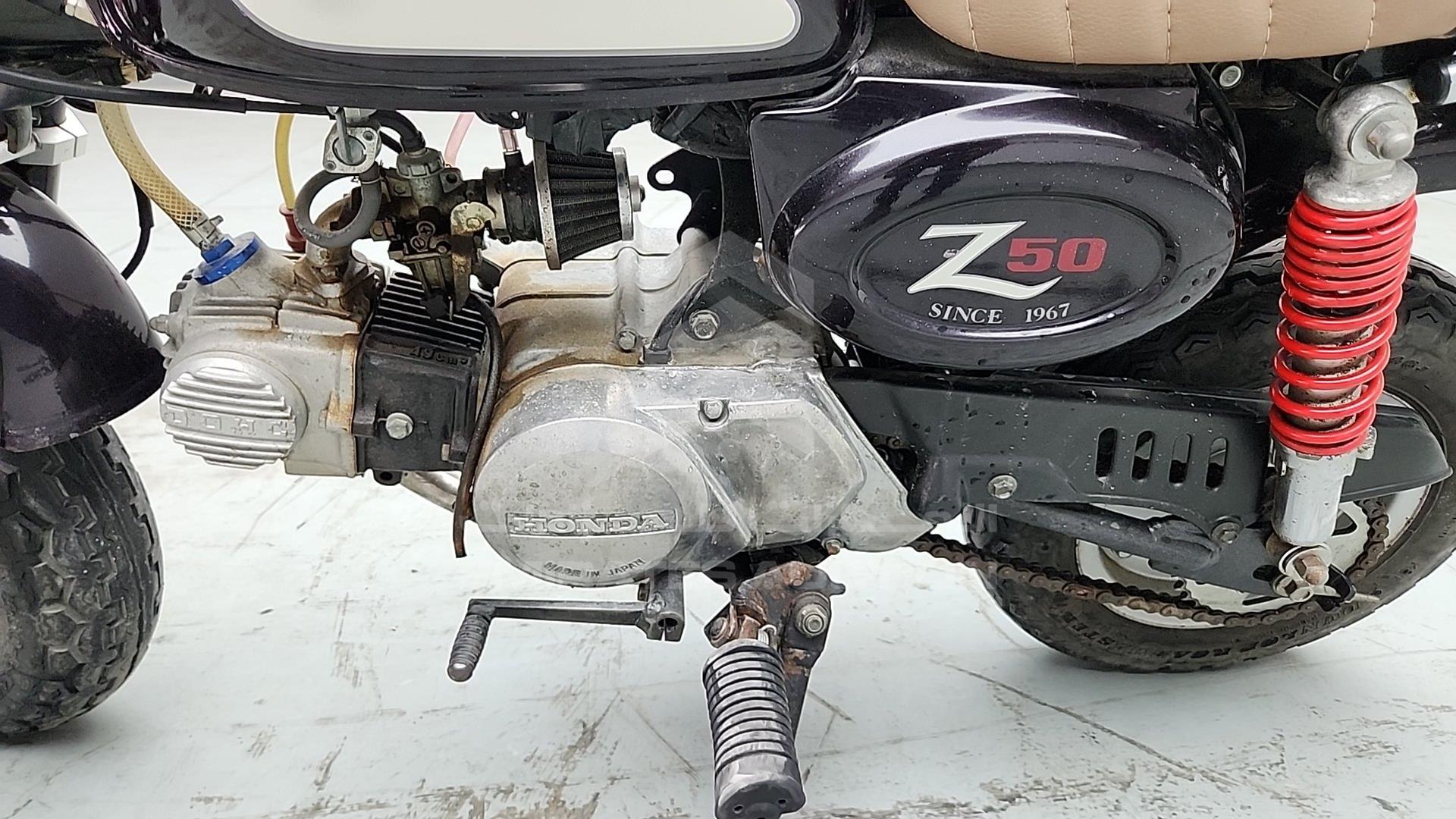 1995 HONDA SCOOTER VIN: Z50J- 2222665