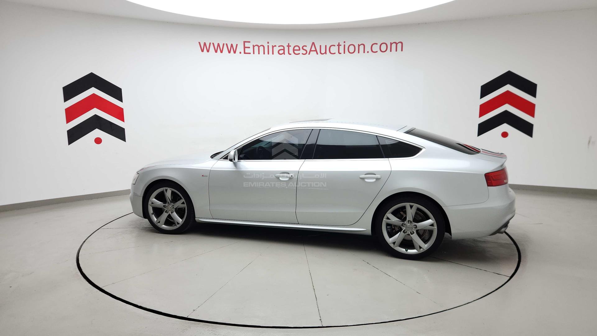 2013 AUDI A5 VIN: WAU8CDFR4DA018943