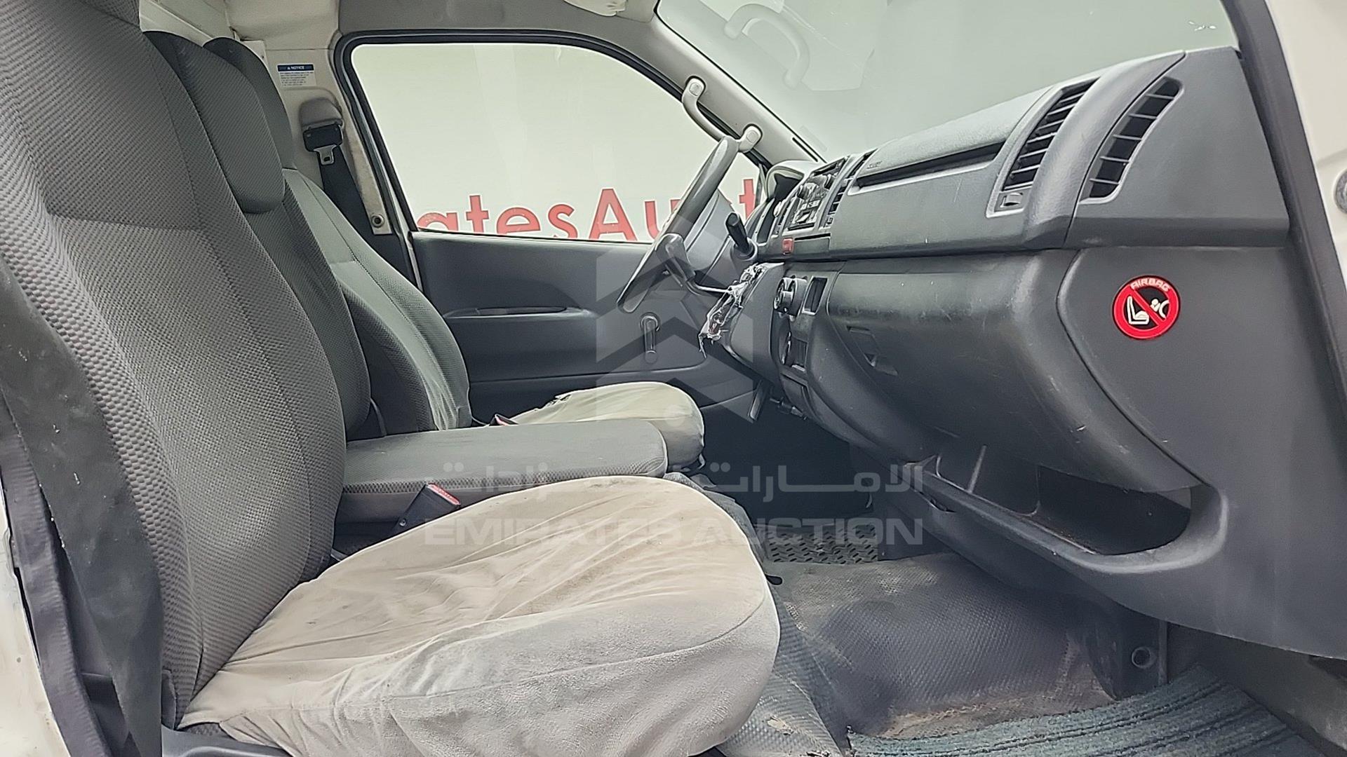 2015 TOYOTA HIACE VIN: JTFHX02PXF0098690