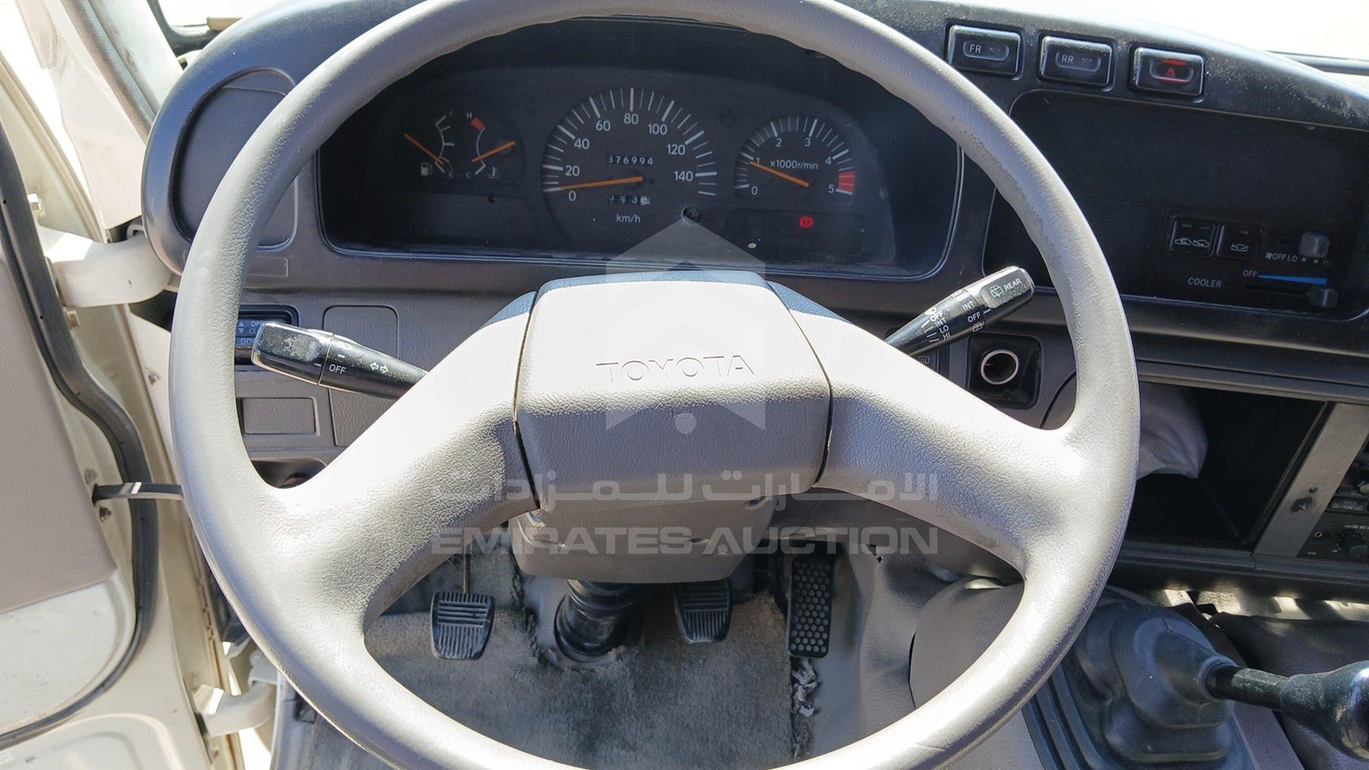2006 TOYOTA COASTER VIN: JTGFB518661015940