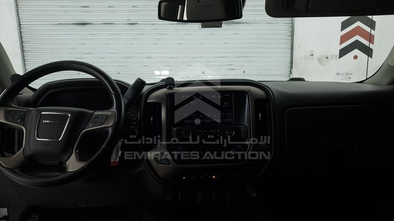 3GTU29EJ8GG153233 Auction: EmiratesAuction Lot: 406581 3GTU29EJ8GG153233 GMC Sierra 2016 WHITE Photo 15
