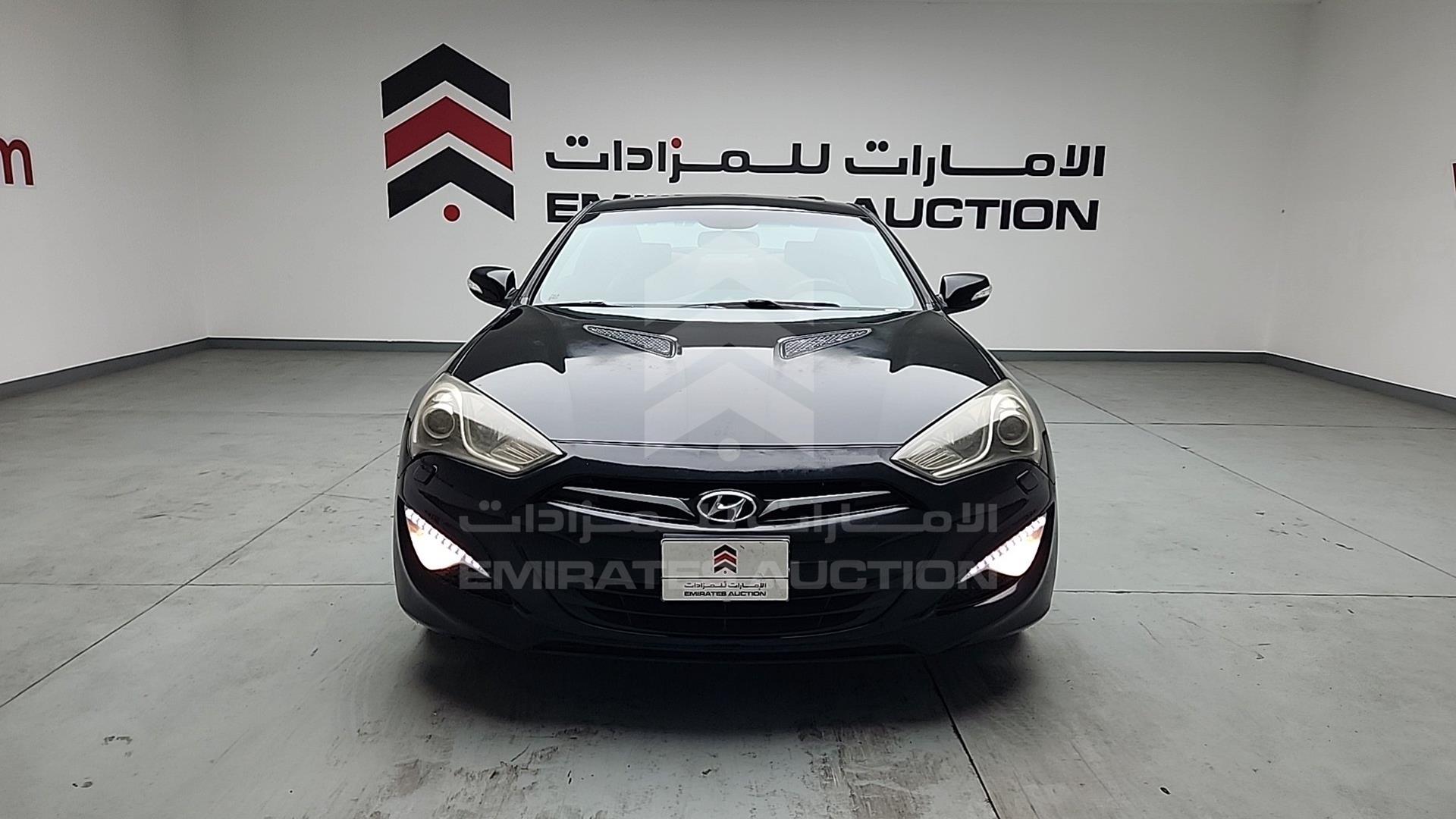 2015 HYUNDAI GENESIS VIN: KMHHU61H5FU116239