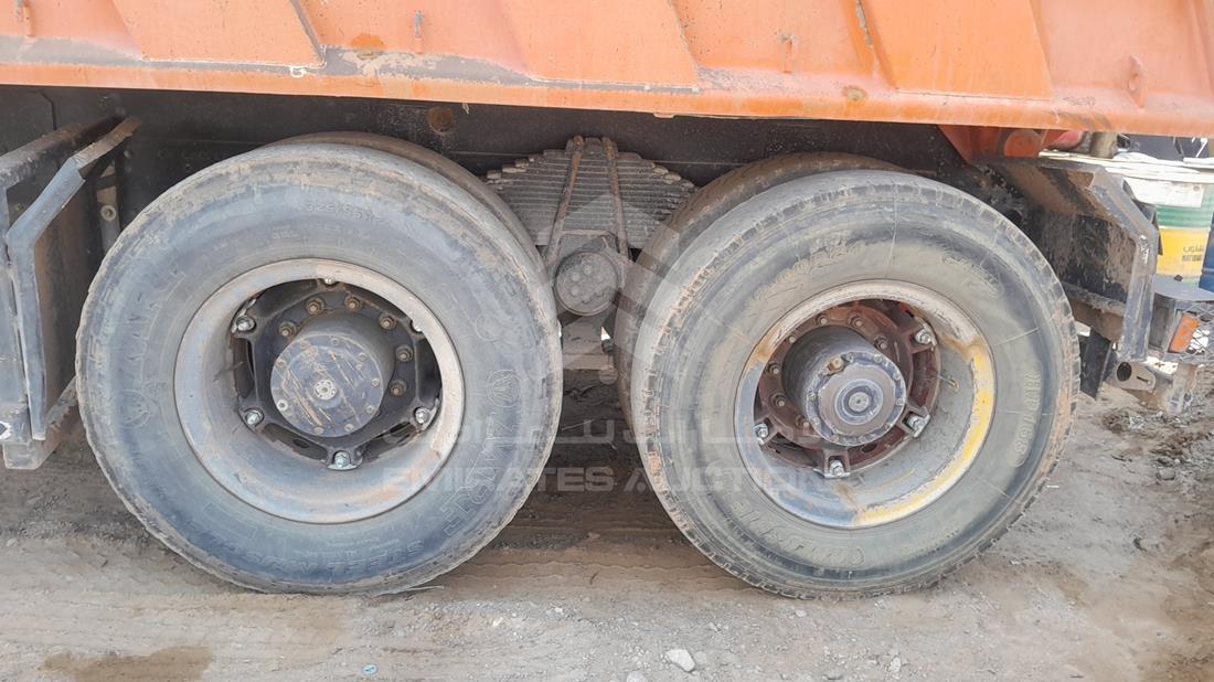 مان 373 2001 — الإطار الخلفي الأيسر — صورة 26