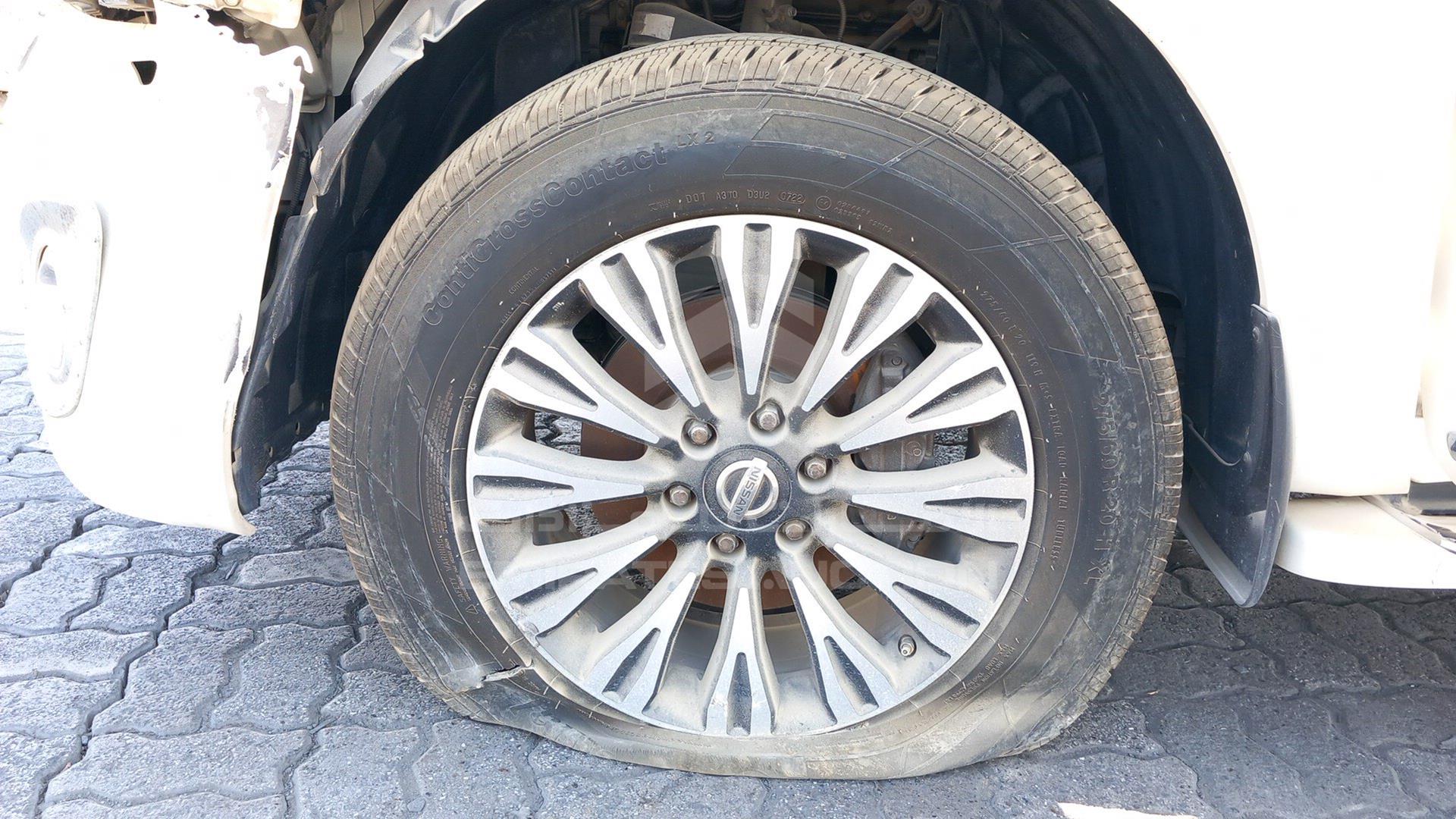 2015 NISSAN PATROL VIN: JN8AY2NYXF9123644