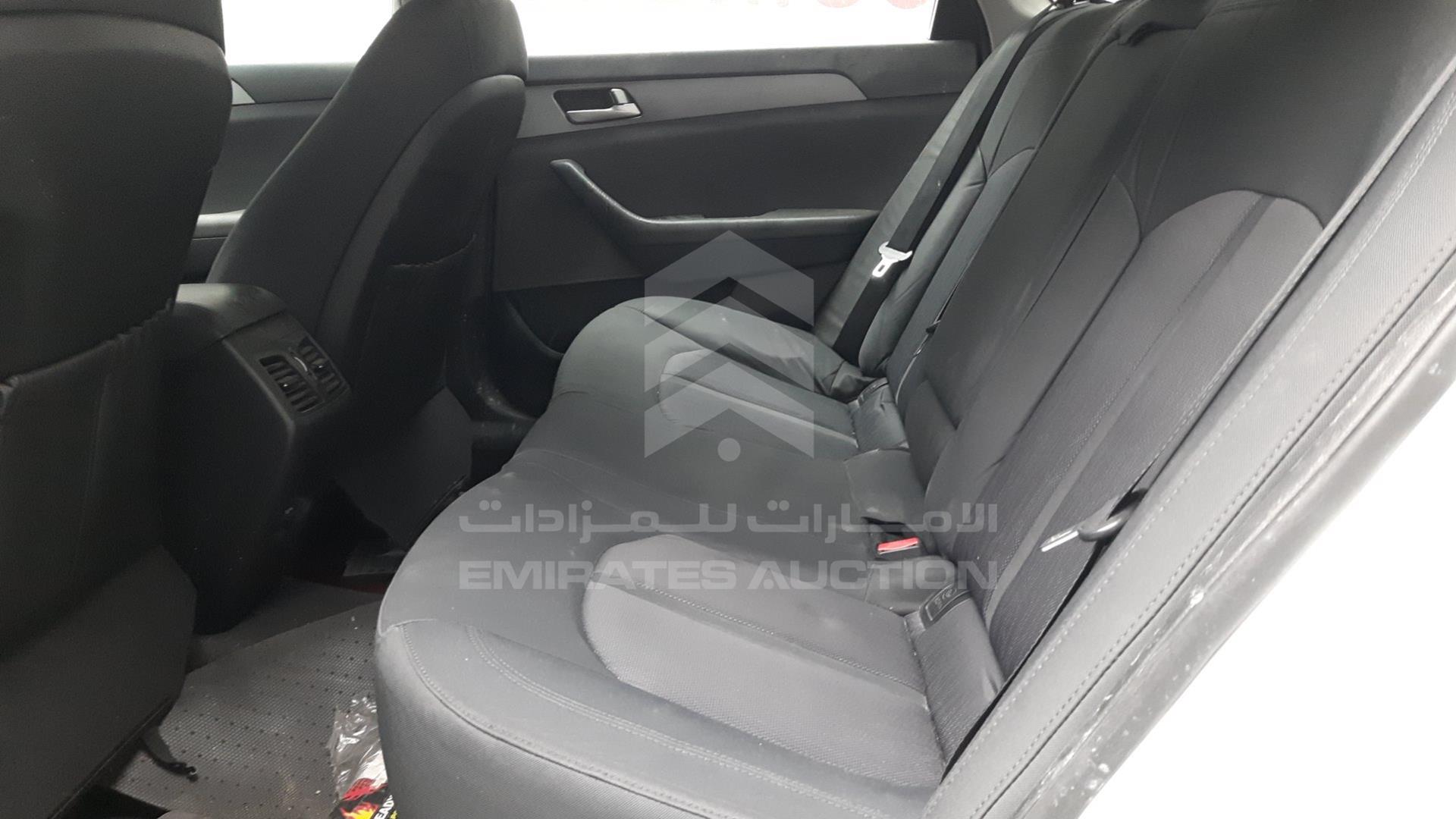 2019 HYUNDAI SONATA VIN: KMHE24130KA093014