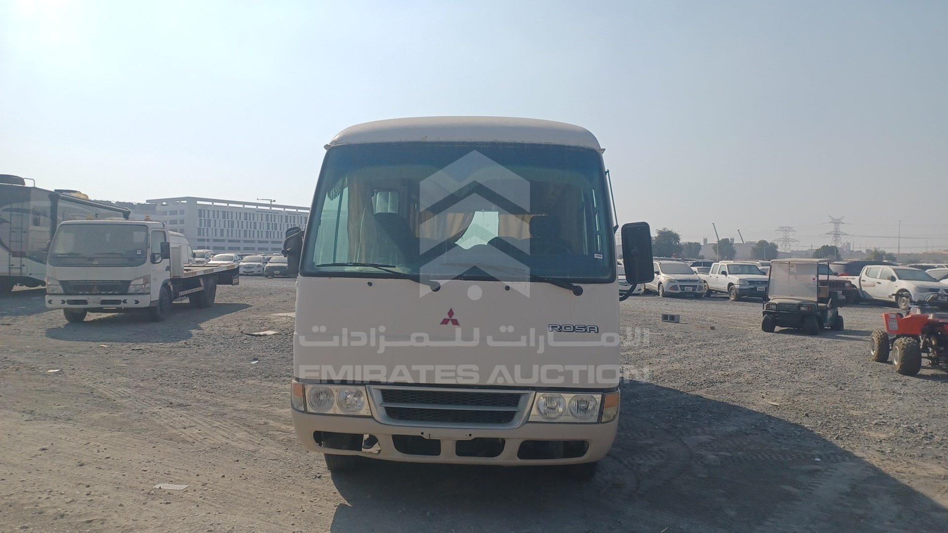 2018 MITSUBISHI ROSA VIN: JL5B3E6P3JPG00256