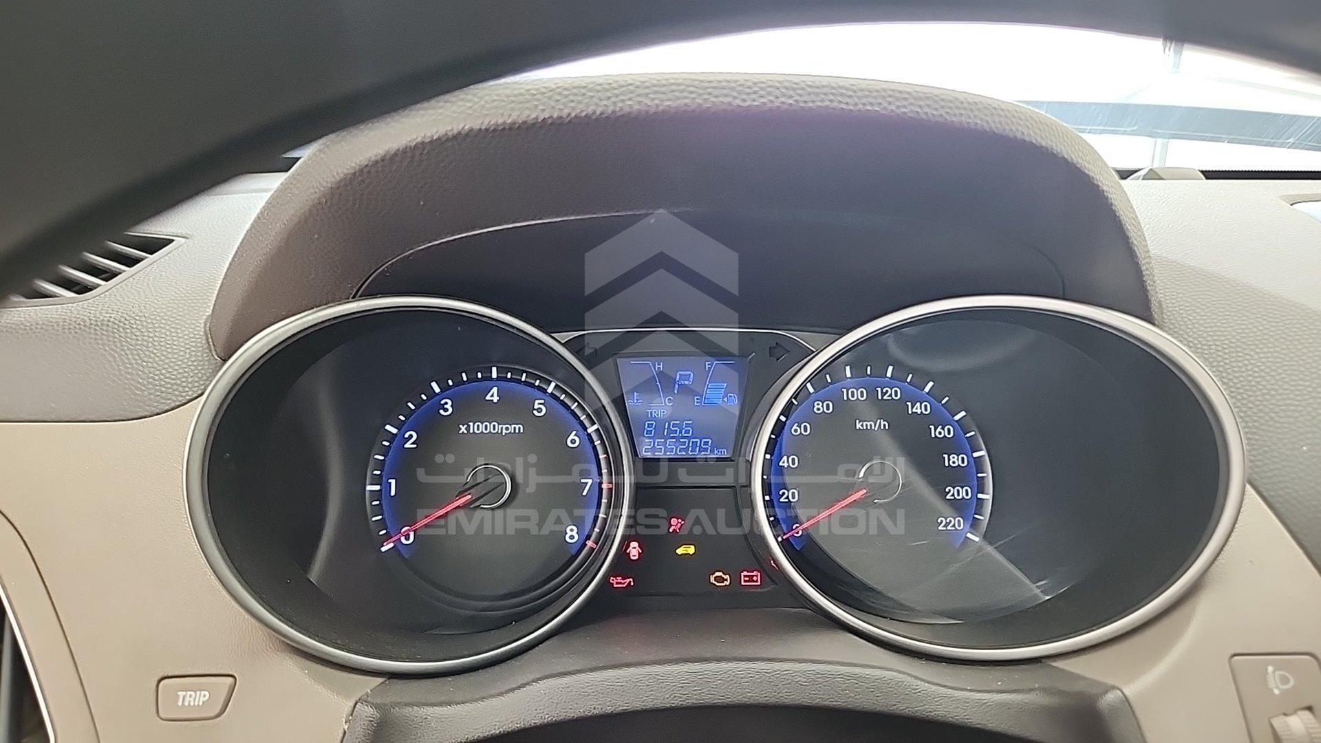 2011 HYUNDAI TUCSON VIN: KMHJT81B9BU103998
