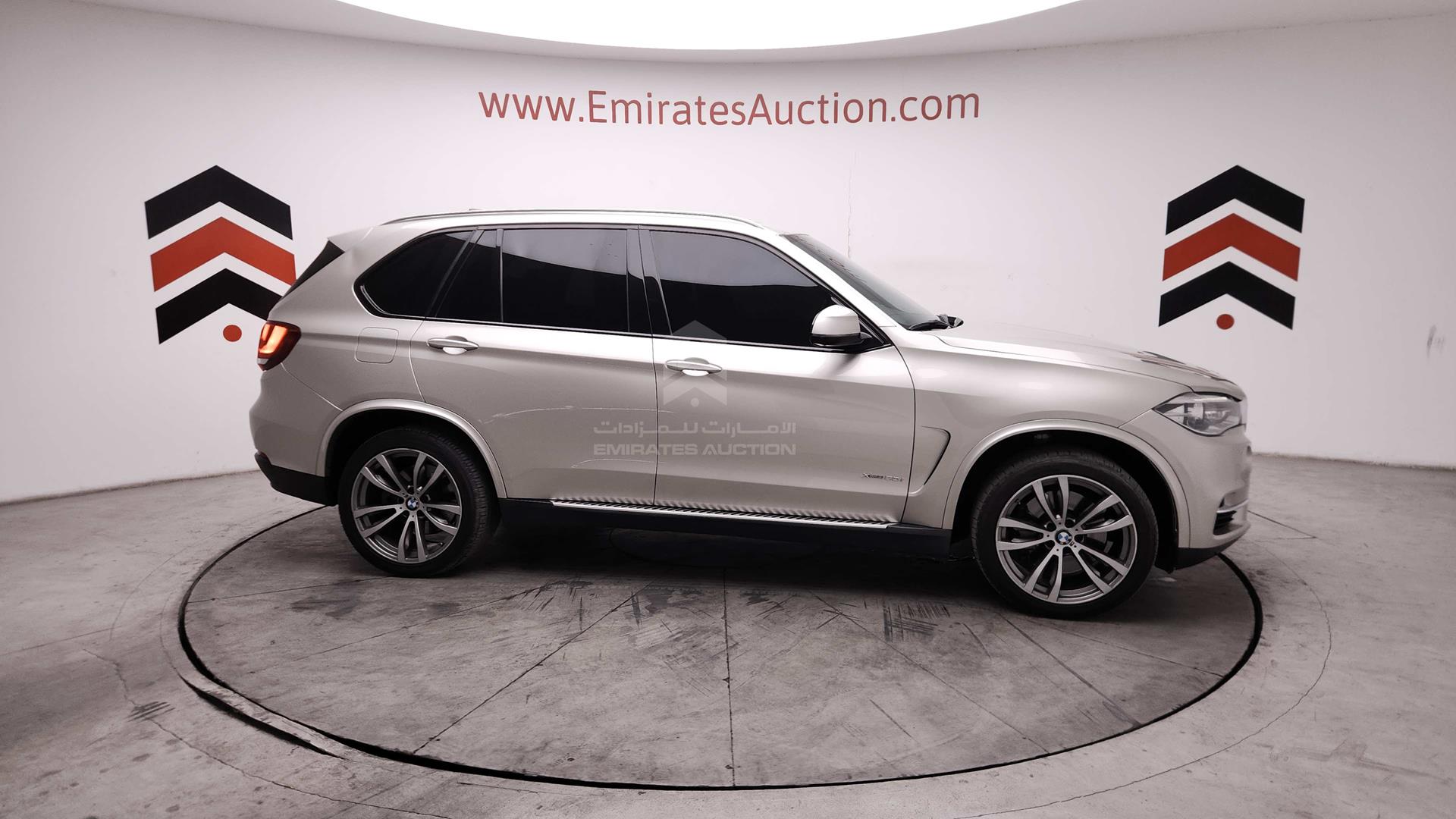 2016 BMW X5 VIN: WBAKR6102G0G98945