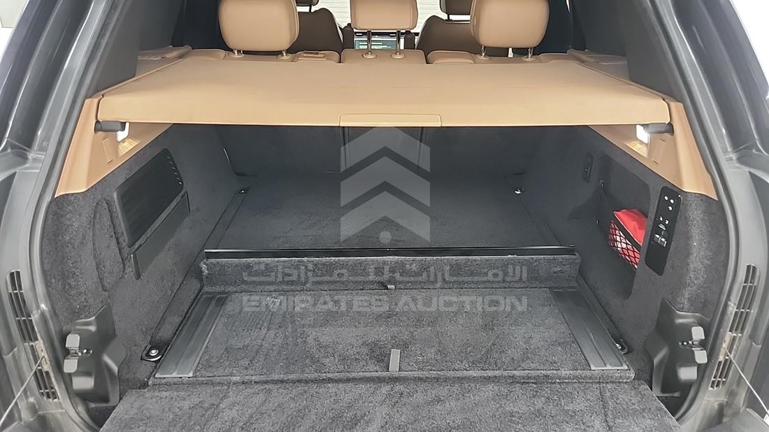 2023 Range Rover HSE — Trunk Interior View — Photo 25