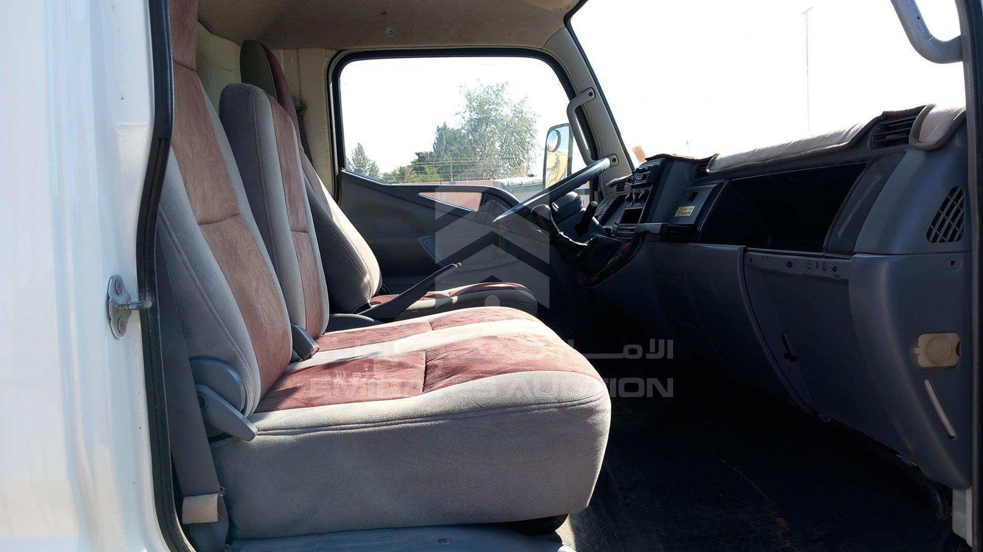 2006 MITSUBISHI CANTER VIN: JL7BCE1J56K012729