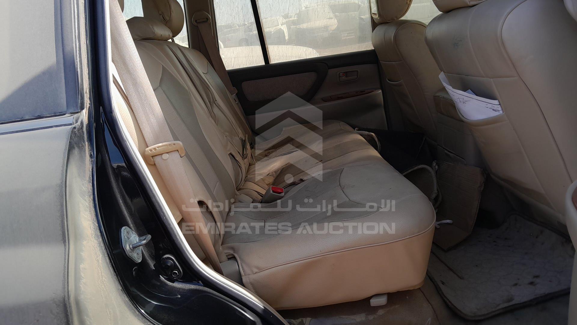 2004 TOYOTA LAND CRUISER VIN: JTEHJ09J445090852
