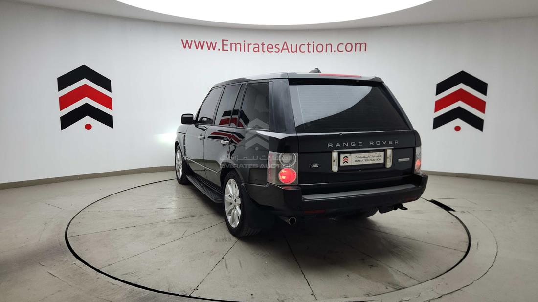 2008 Range Rover Vogue — Rear Left Angle — Photo 9