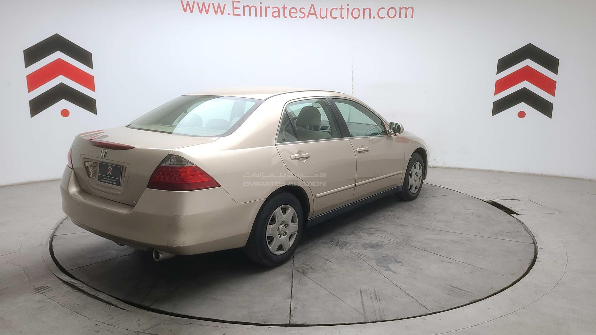 2007 HONDA ACCORD VIN: JHMCM56507C415439