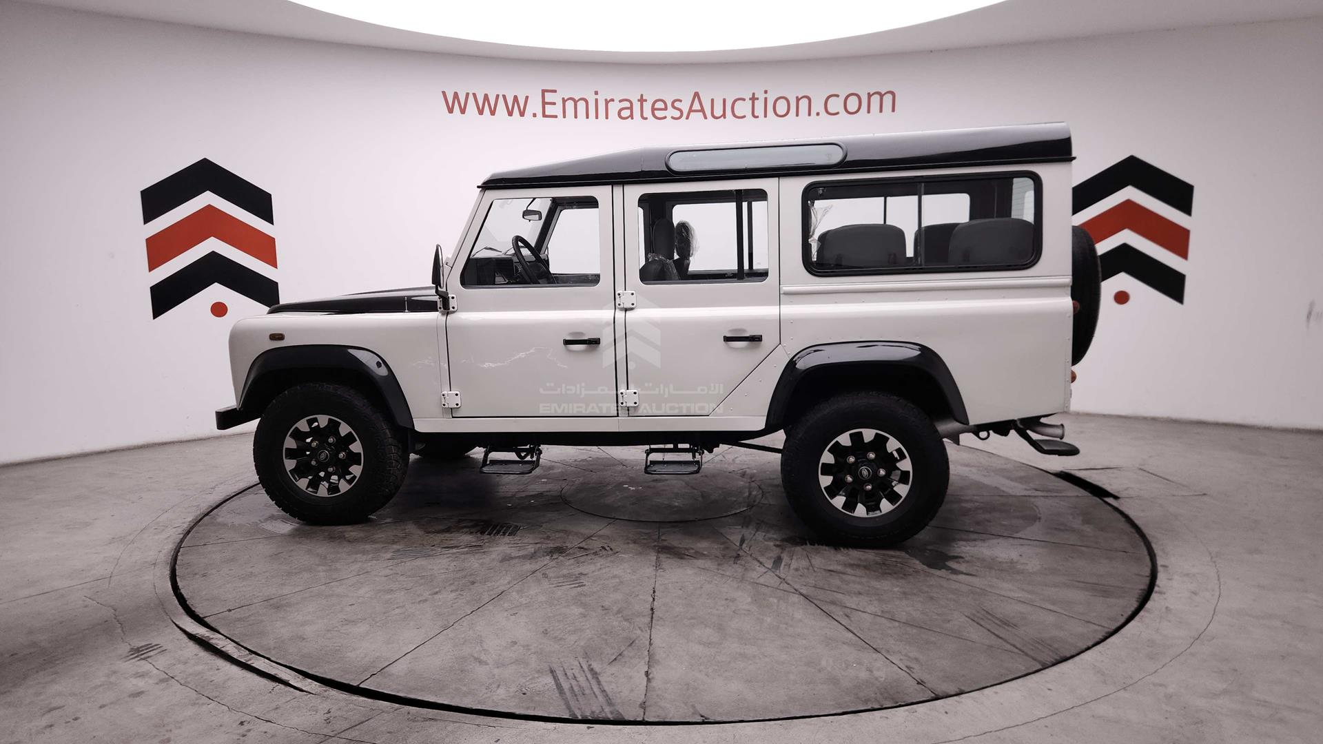 2002 LAND ROVER --- VIN: SALLDHM582A640497