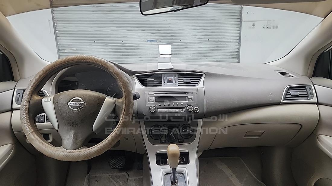 2014 Nissan Sentra — Full Dashboard View — Photo 18