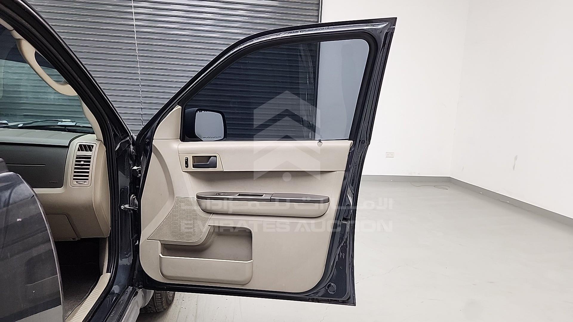 2009 FORD ESCAPE VIN: 1FMCU92G39KA23060