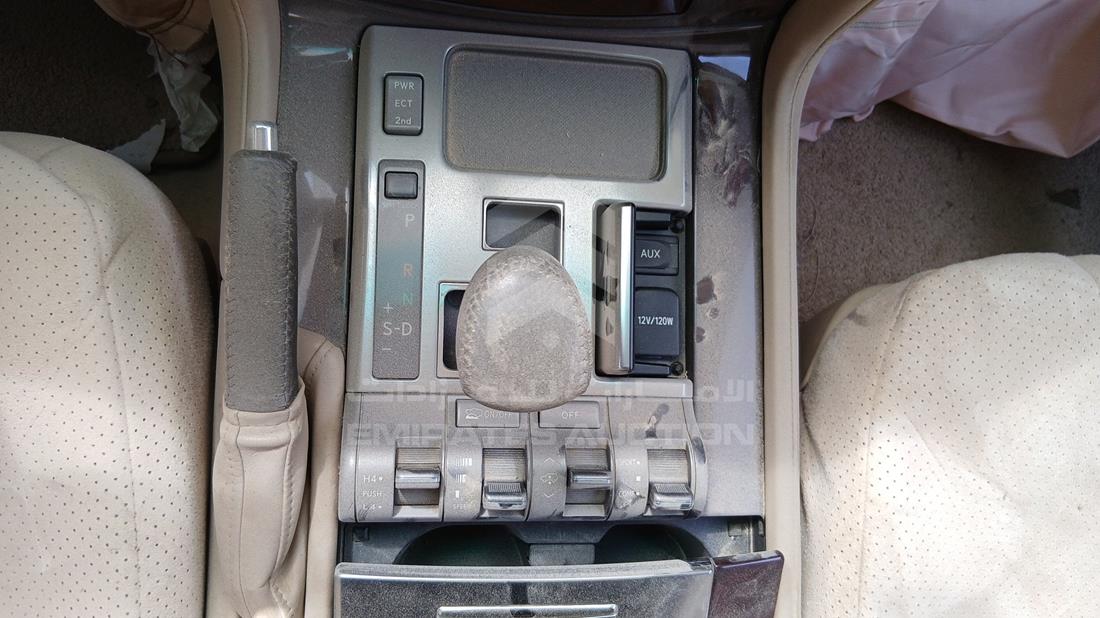 2009 Lexus LX 570 — Gear View — Photo 17