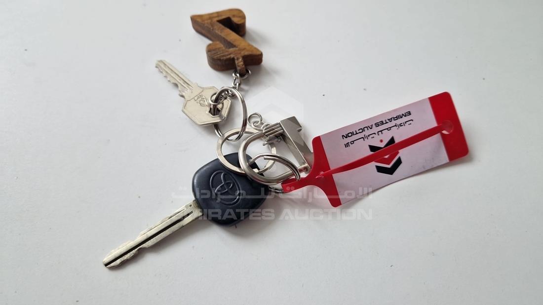 2008 Toyota Yaris — Keys — Photo 6