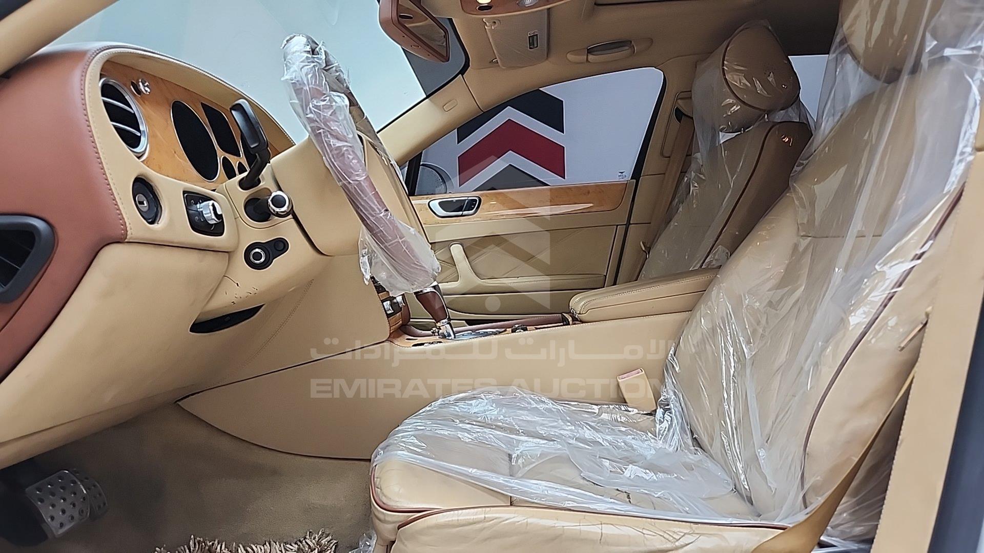 2011 BENTLEY CONTINENTAL VIN: SCBBR9ZA7BC067021