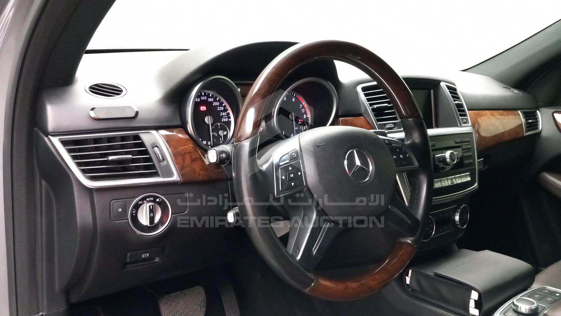 2015 MERCEDES ML 400 VIN: WDCDA5GB5FA559477