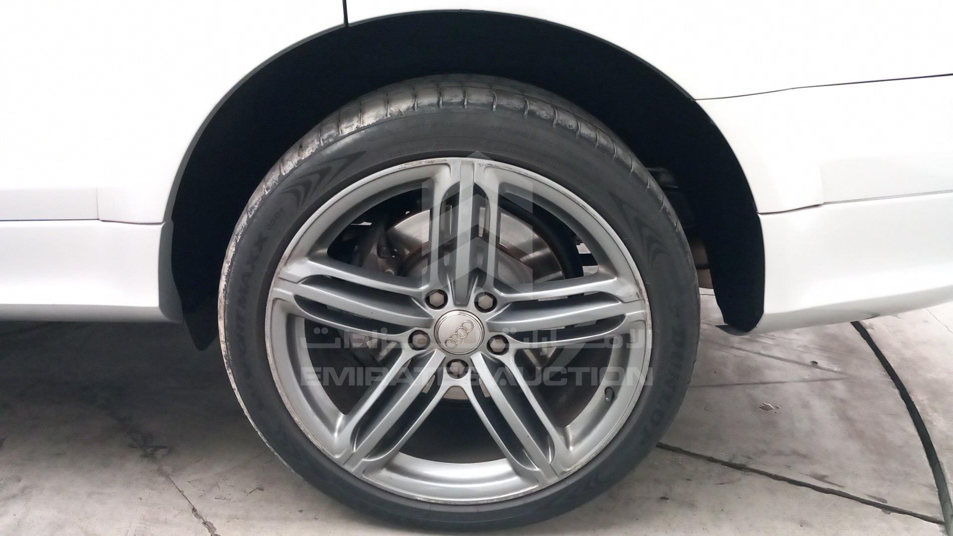 2015 AUDI Q7 VIN: WA1AGDFE5FD005006