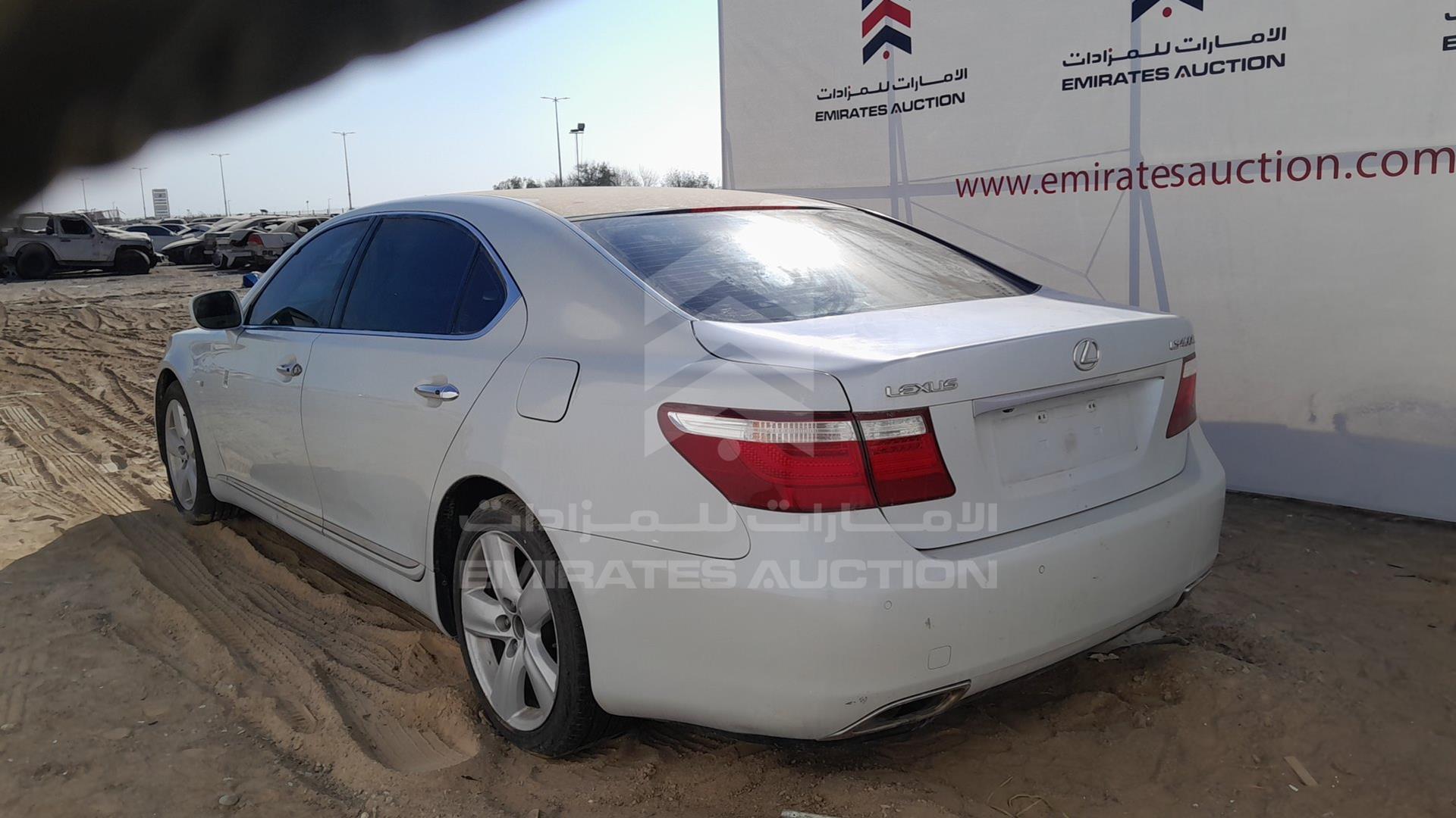 2007 LEXUS LS 460 L VIN: JTHGM46F375017716