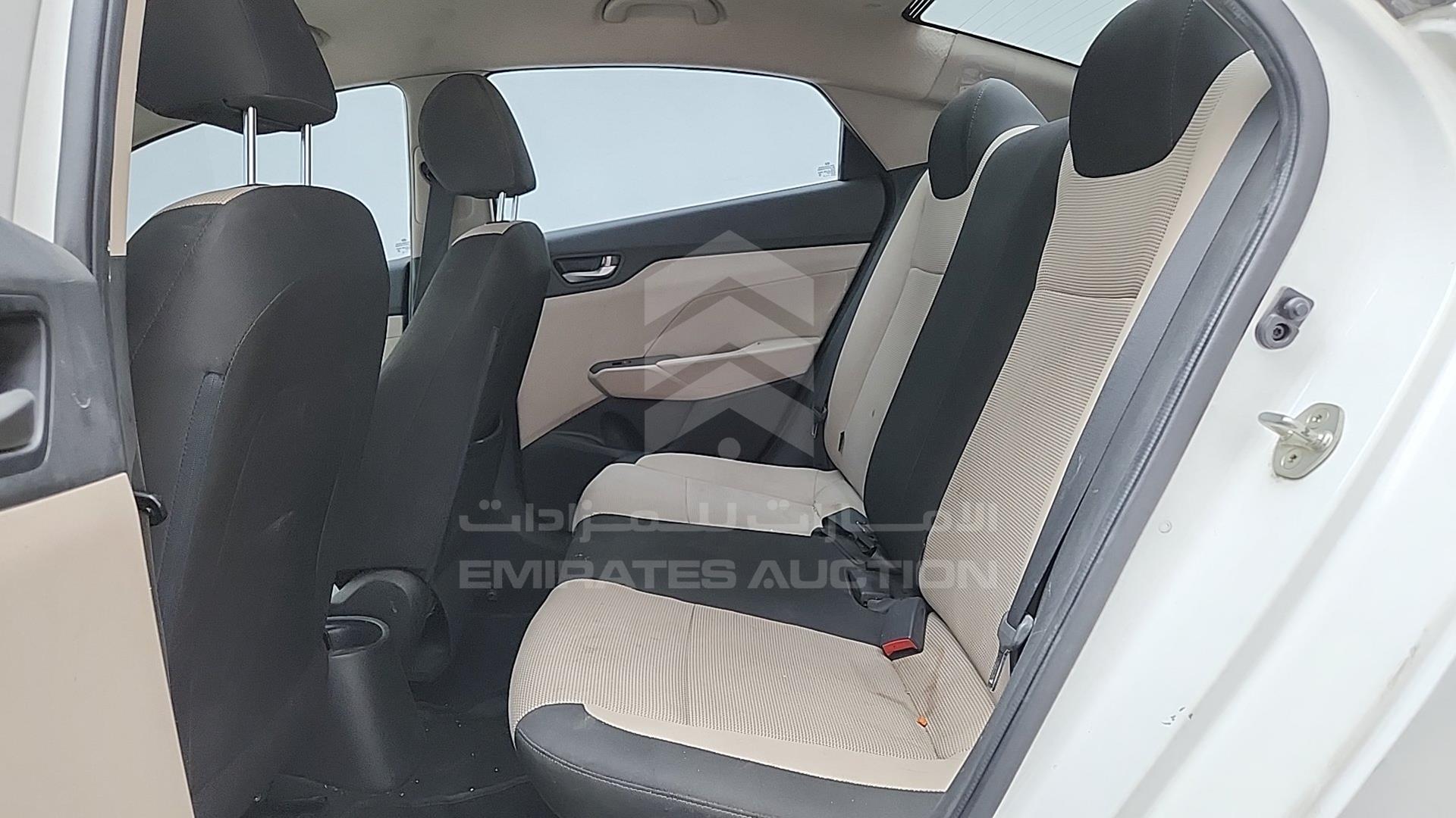 2018 HYUNDAI ACCENT VIN: MALC741B8JM050569