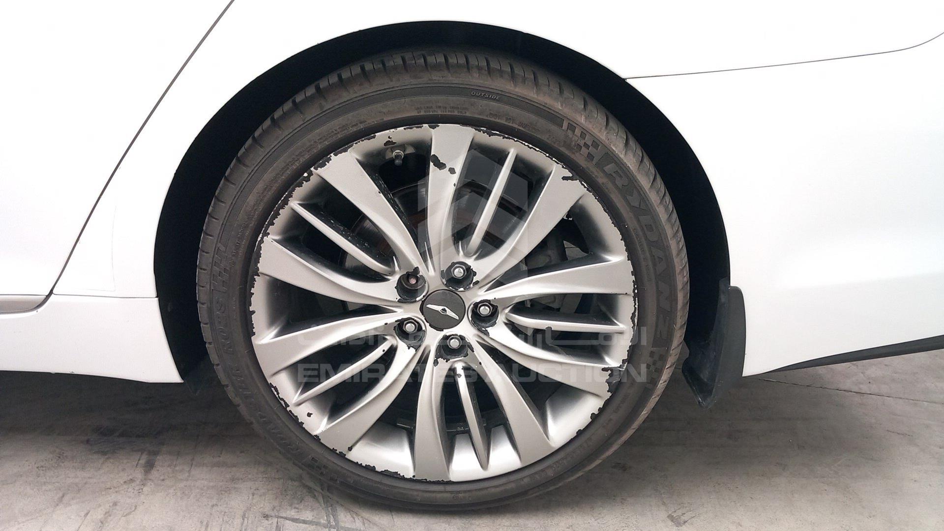 2017 HYUNDAI GENESIS VIN: KMHGN41E7HU183544