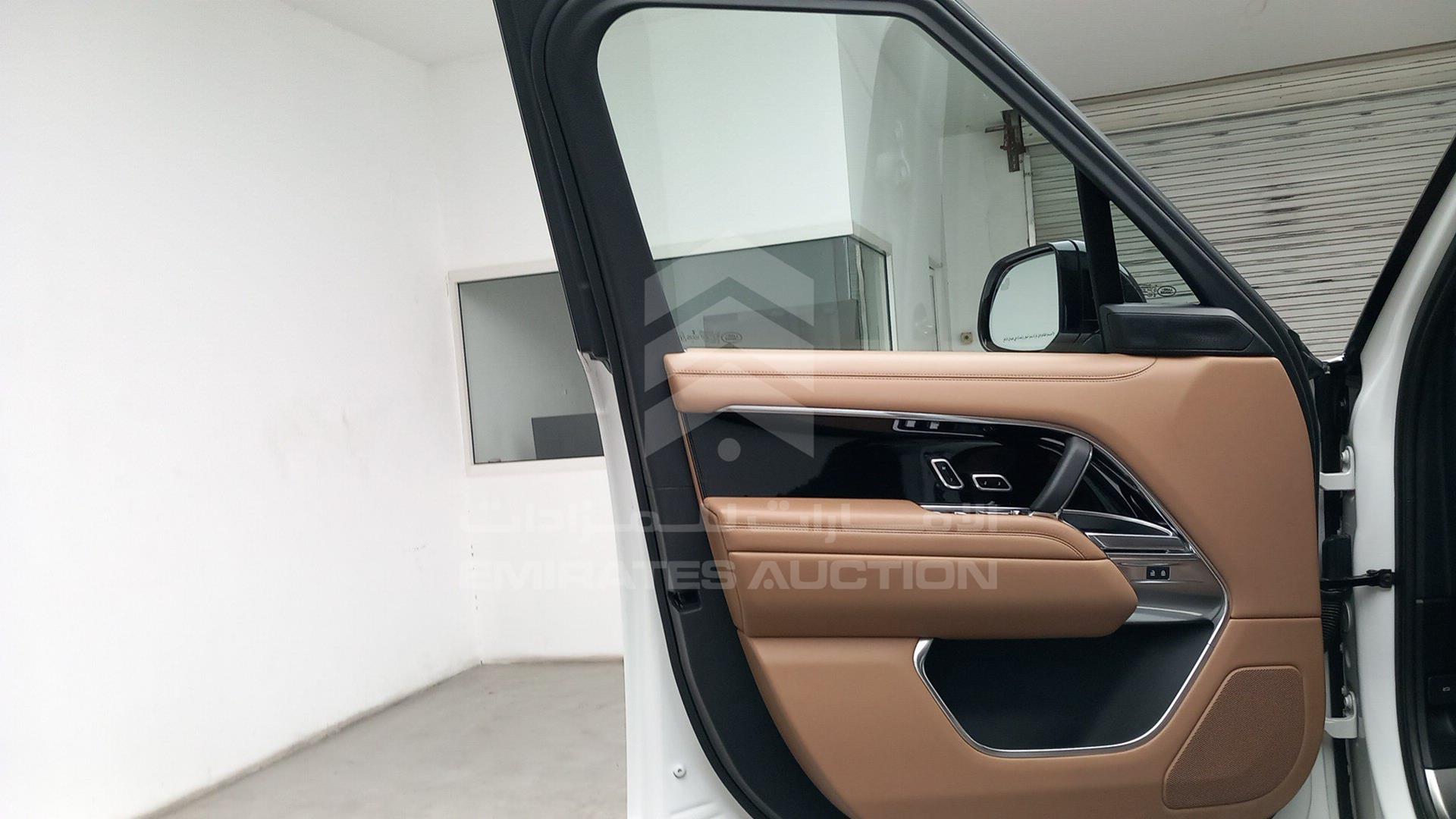 2022 RANGE ROVER VOGUE VIN: SALKA9B70NA007514