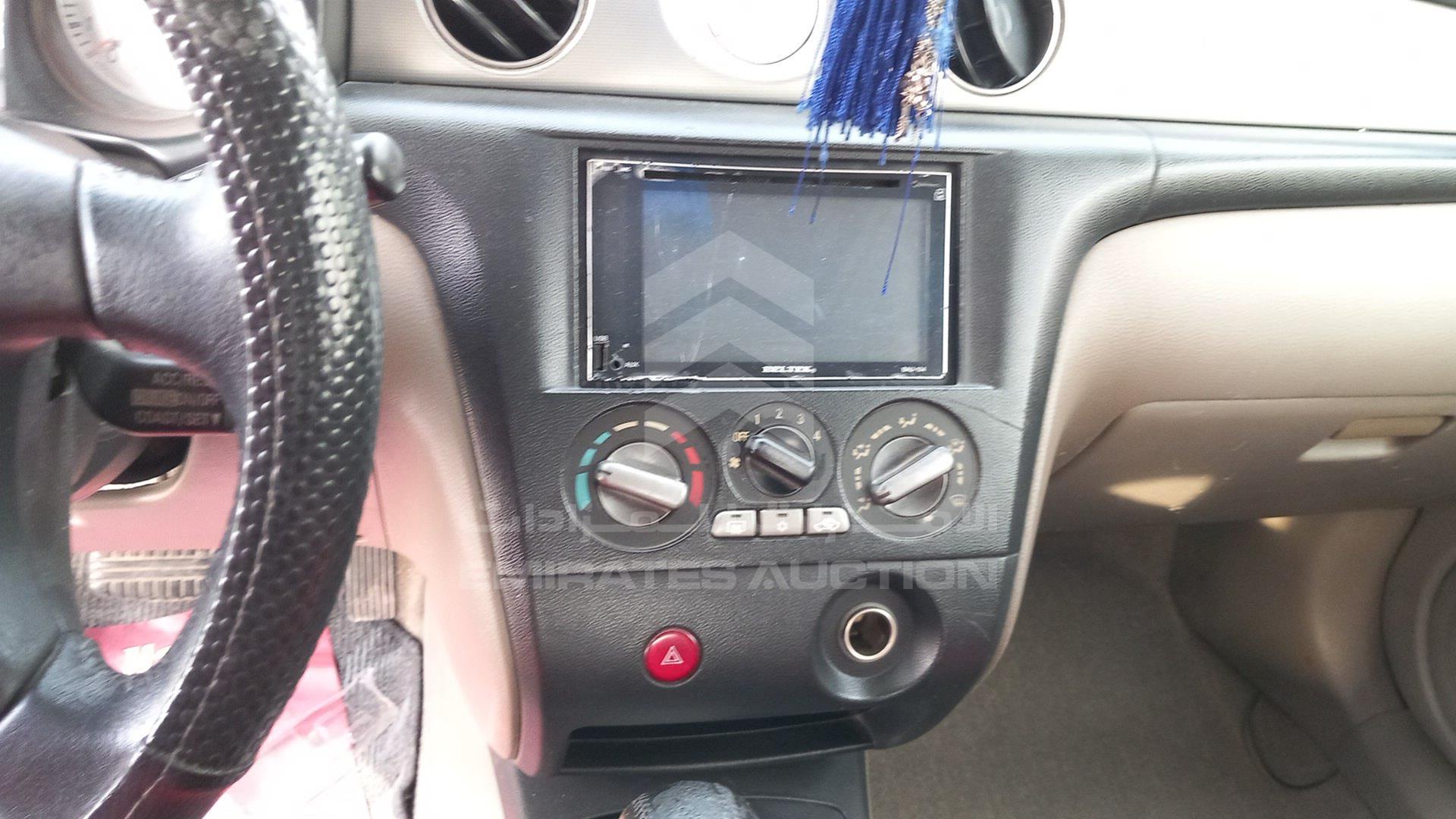 2005 MITSUBISHI OUTLANDER VIN: JMYXRCU5W5U784221