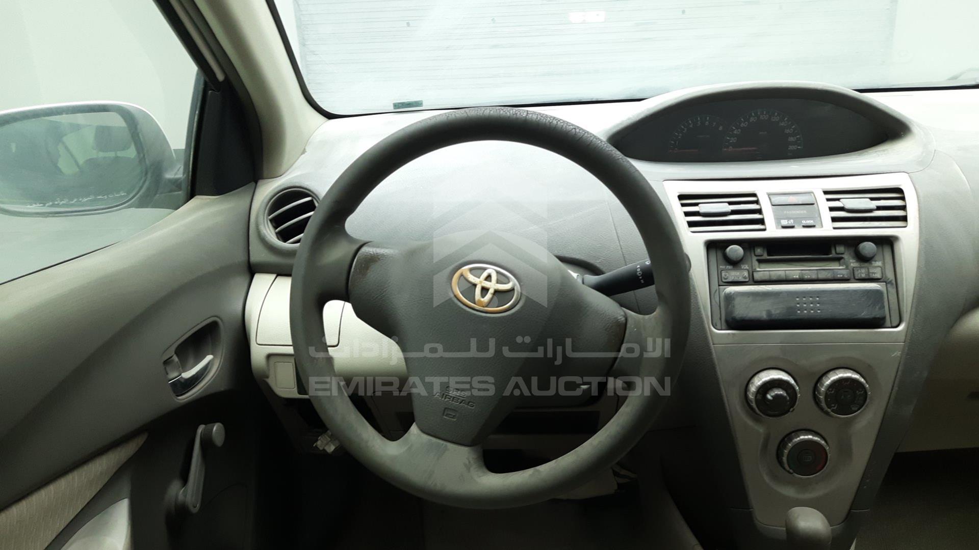 2010 TOYOTA YARIS VIN: JTDBW9232A1188342