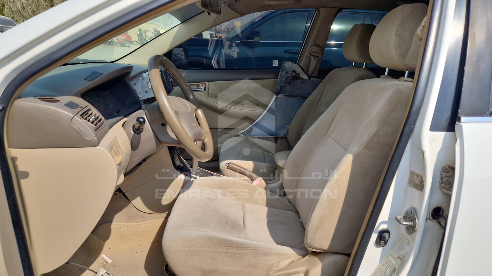 2004 TOYOTA COROLLA VIN: JTDBW23E140070557